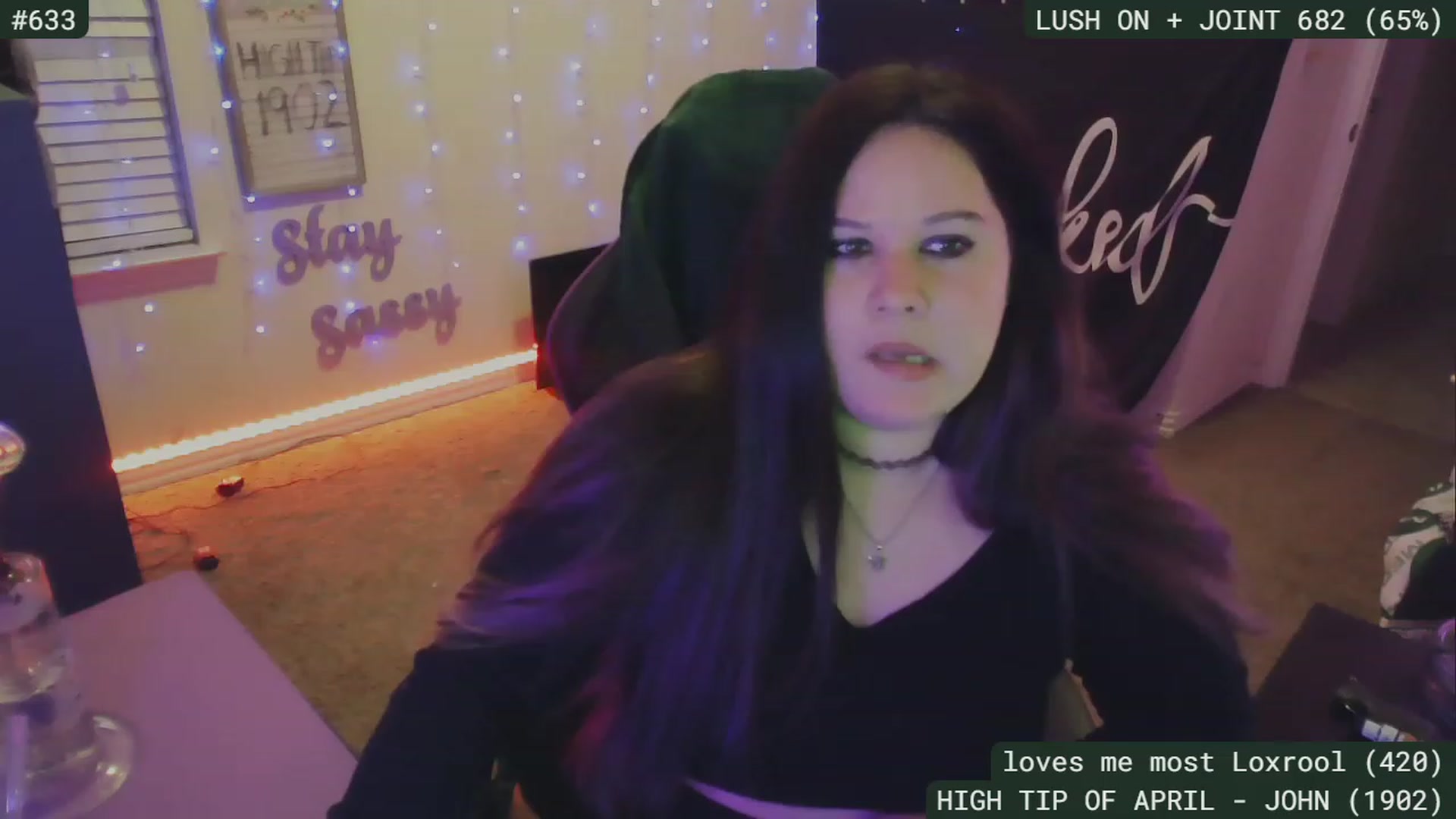Gallery image thumbnail from SassySarah94's myfreecams stream on, 04/23/2023, 03:13 image 14 of 20