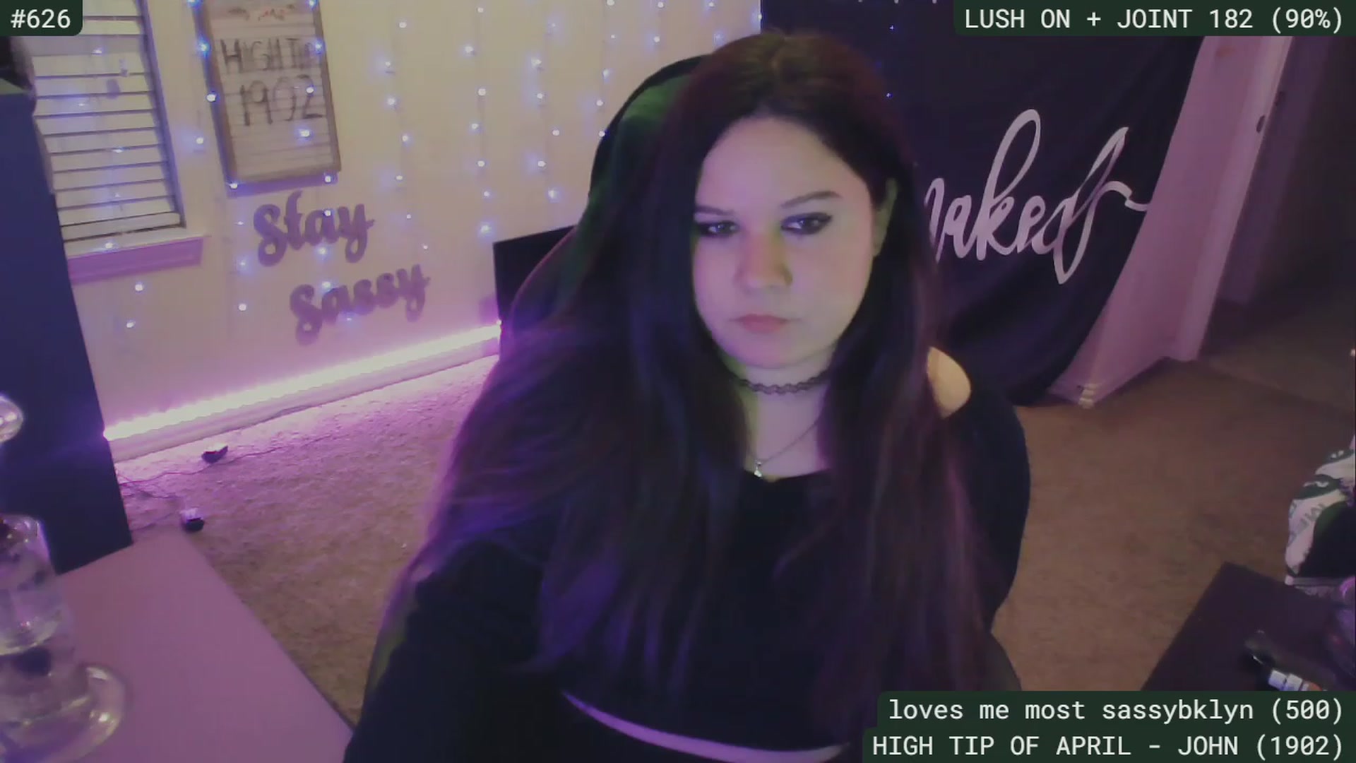 Gallery image thumbnail from SassySarah94's myfreecams stream on, 04/23/2023, 03:13 image 17 of 20
