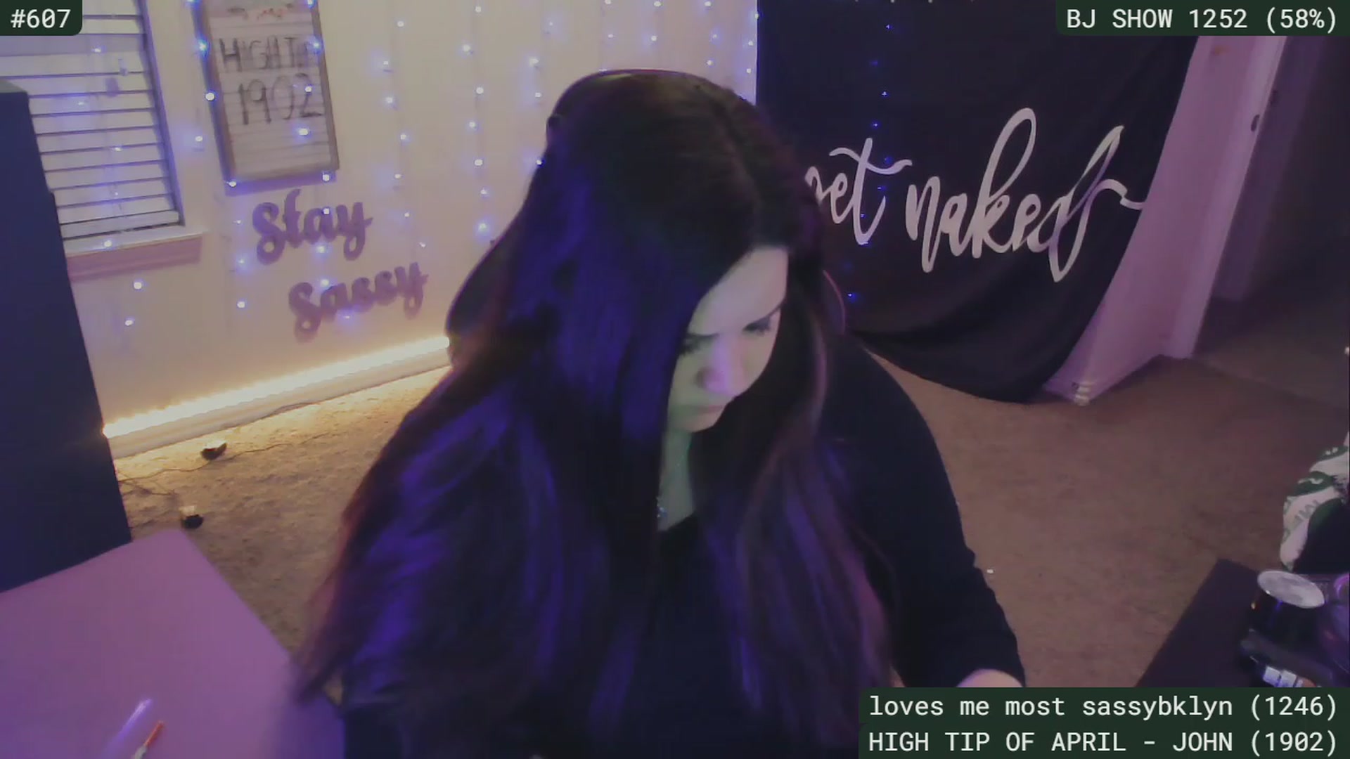 Gallery image thumbnail from SassySarah94's myfreecams stream on, 04/23/2023, 04:39 image 1 of 20