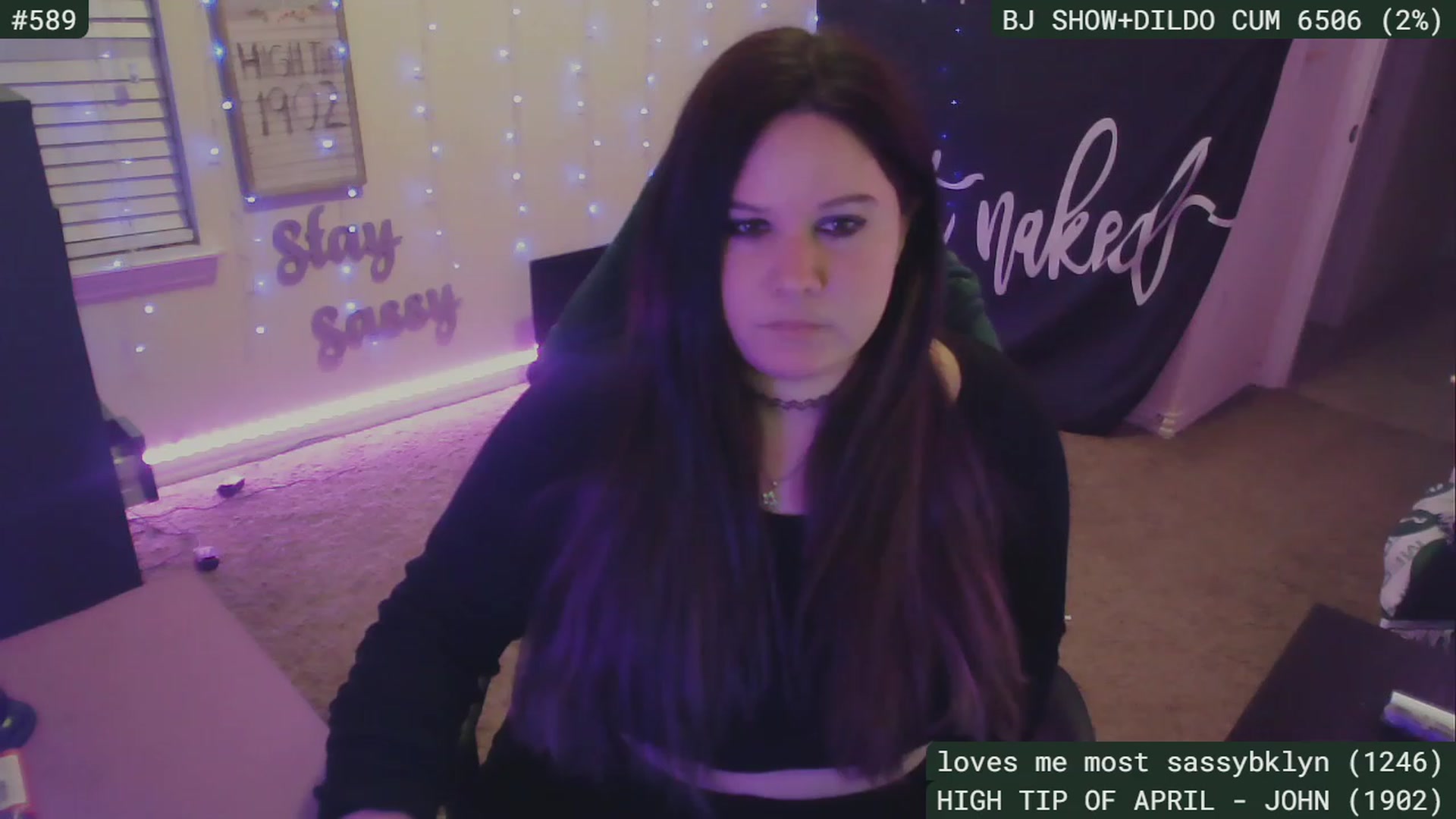 Gallery image thumbnail from SassySarah94's myfreecams stream on, 04/23/2023, 04:39 image 14 of 20