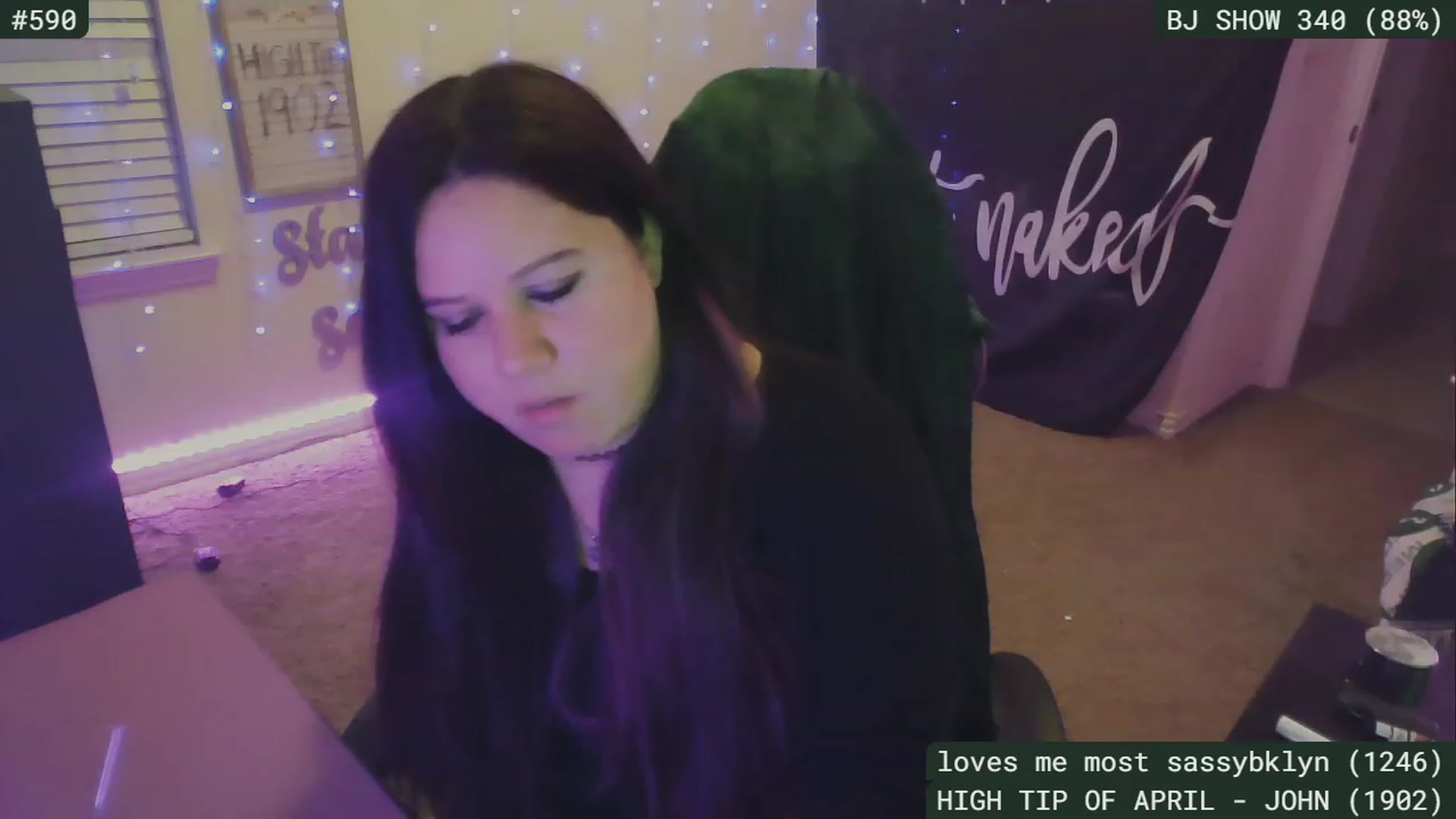 Gallery image thumbnail from SassySarah94's myfreecams stream on, 04/23/2023, 04:39 image 8 of 20