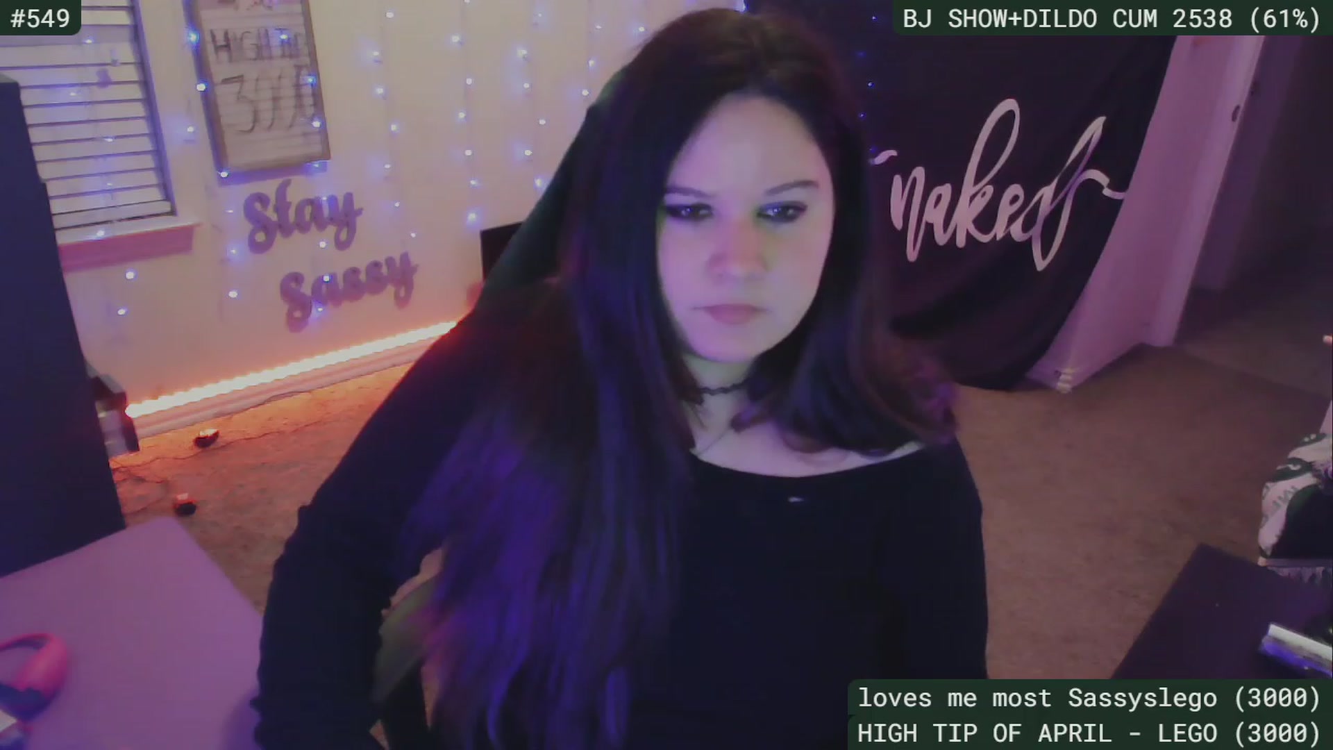 Gallery image thumbnail from SassySarah94's myfreecams stream on, 04/23/2023, 05:26 image 20 of 20