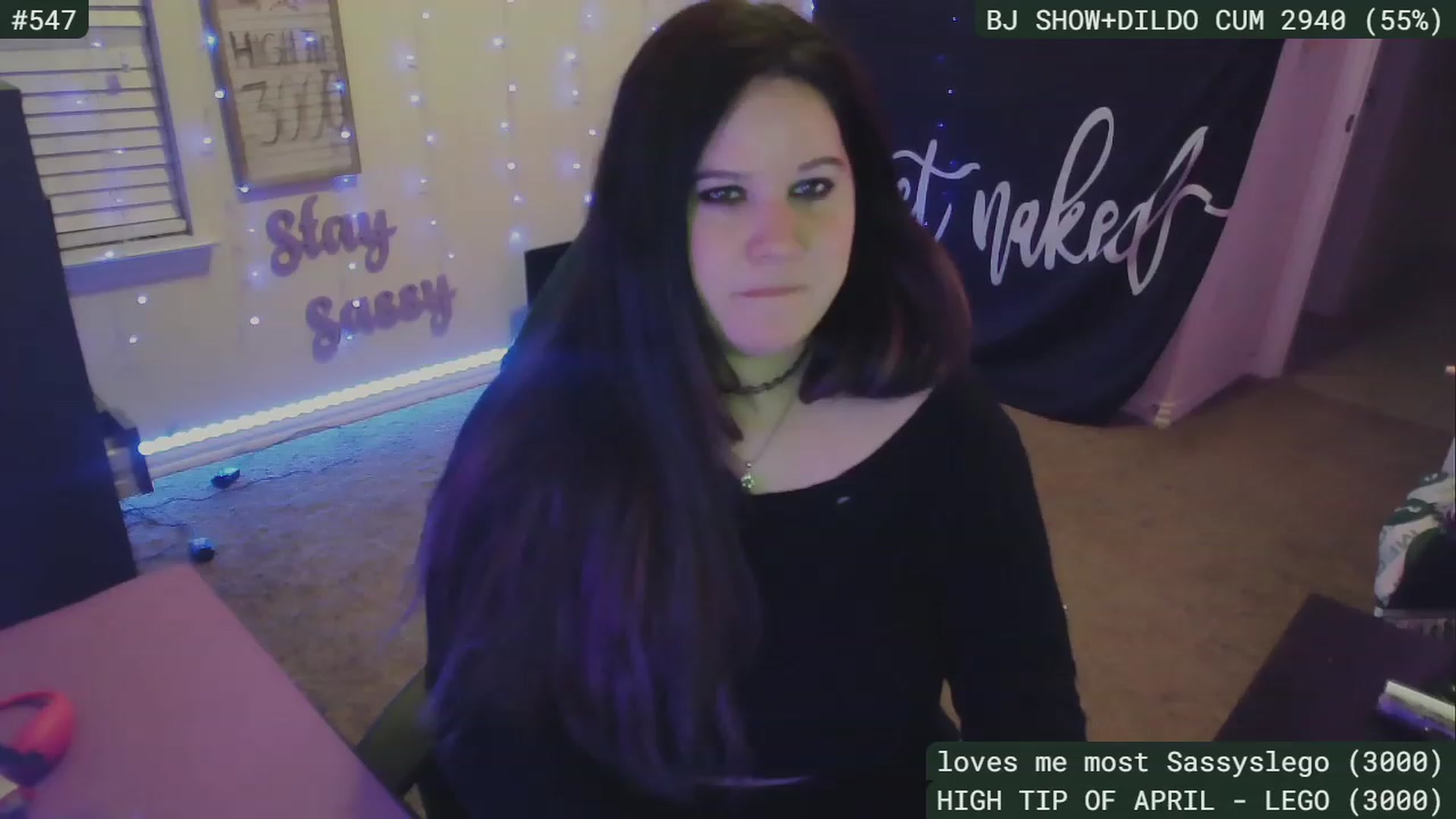 Gallery image thumbnail from SassySarah94's myfreecams stream on, 04/23/2023, 05:26 image 16 of 20