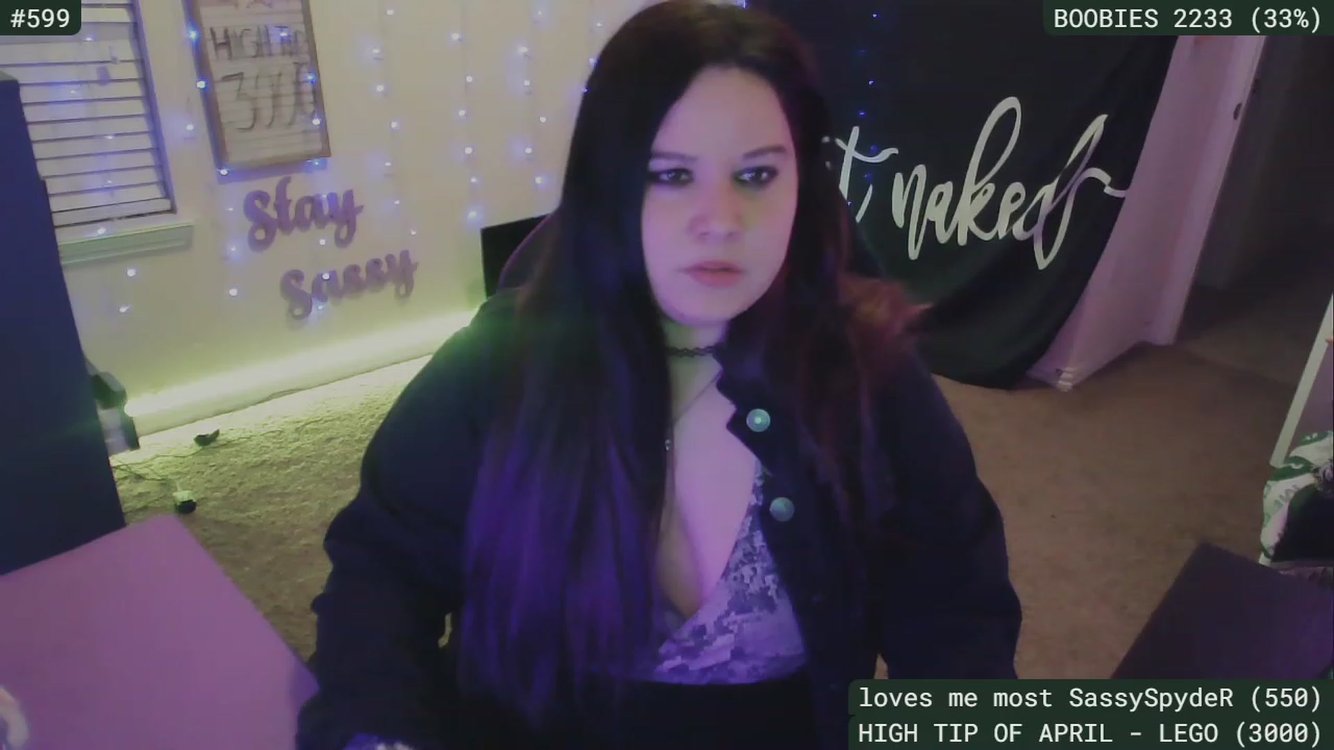 Gallery image thumbnail from SassySarah94's myfreecams stream on, 04/26/2023, 04:42 image 8 of 20