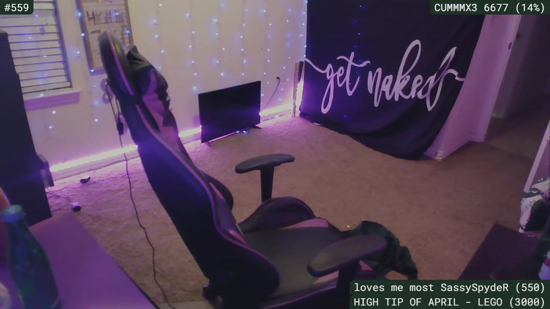 Gallery image thumbnail from SassySarah94's myfreecams stream on, 04/26/2023, 05:32 image 20 of 20