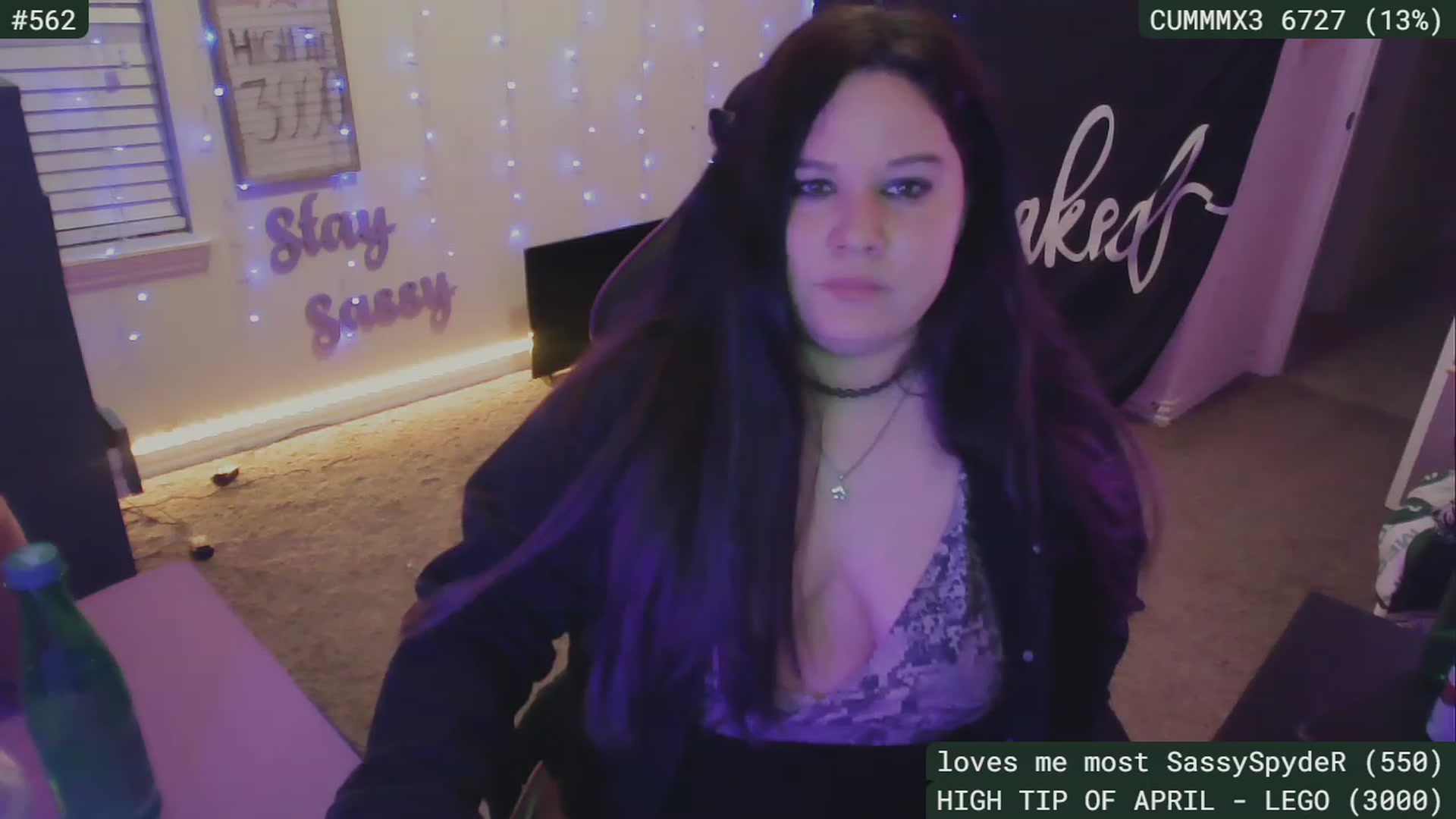 Gallery image thumbnail from SassySarah94's myfreecams stream on, 04/26/2023, 05:32 image 15 of 20