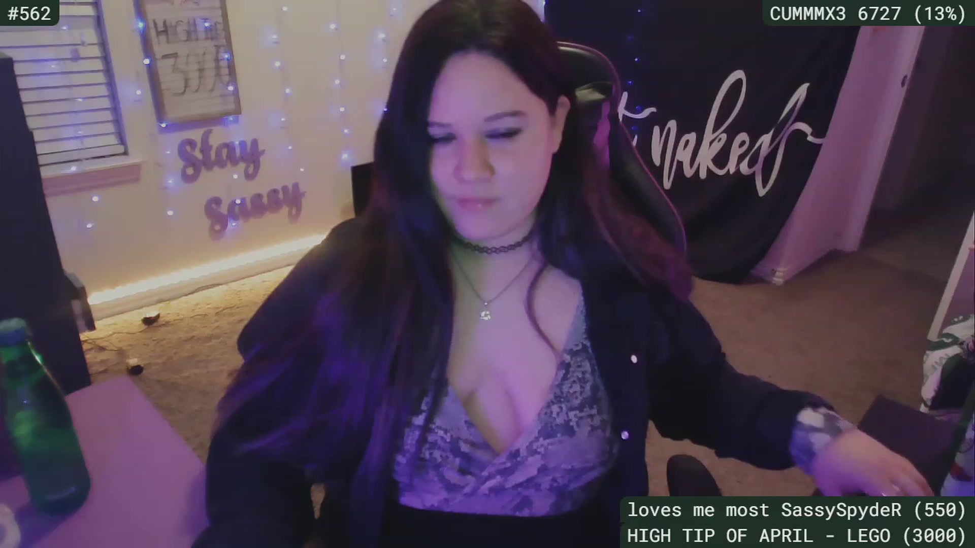 Gallery image thumbnail from SassySarah94's myfreecams stream on, 04/26/2023, 05:32 image 2 of 20