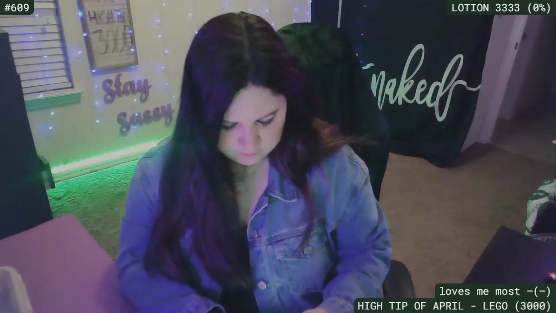 Gallery image thumbnail from SassySarah94's myfreecams stream on, 04/28/2023, 04:18 image 1 of 20