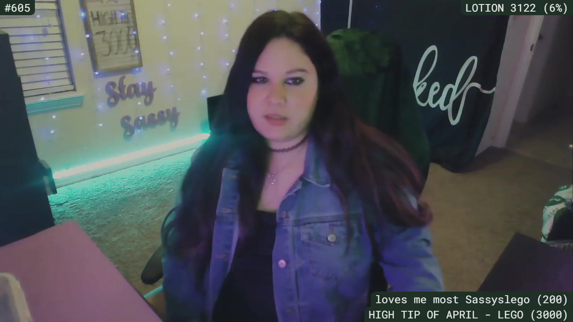 Gallery image thumbnail from SassySarah94's myfreecams stream on, 04/28/2023, 04:18 image 6 of 20