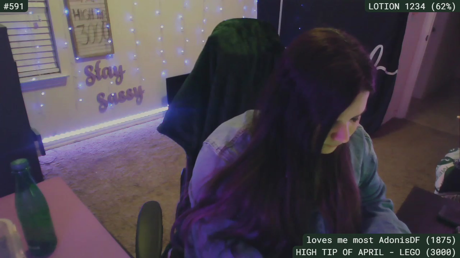 Gallery image thumbnail from SassySarah94's myfreecams stream on, 04/28/2023, 04:18 image 13 of 20