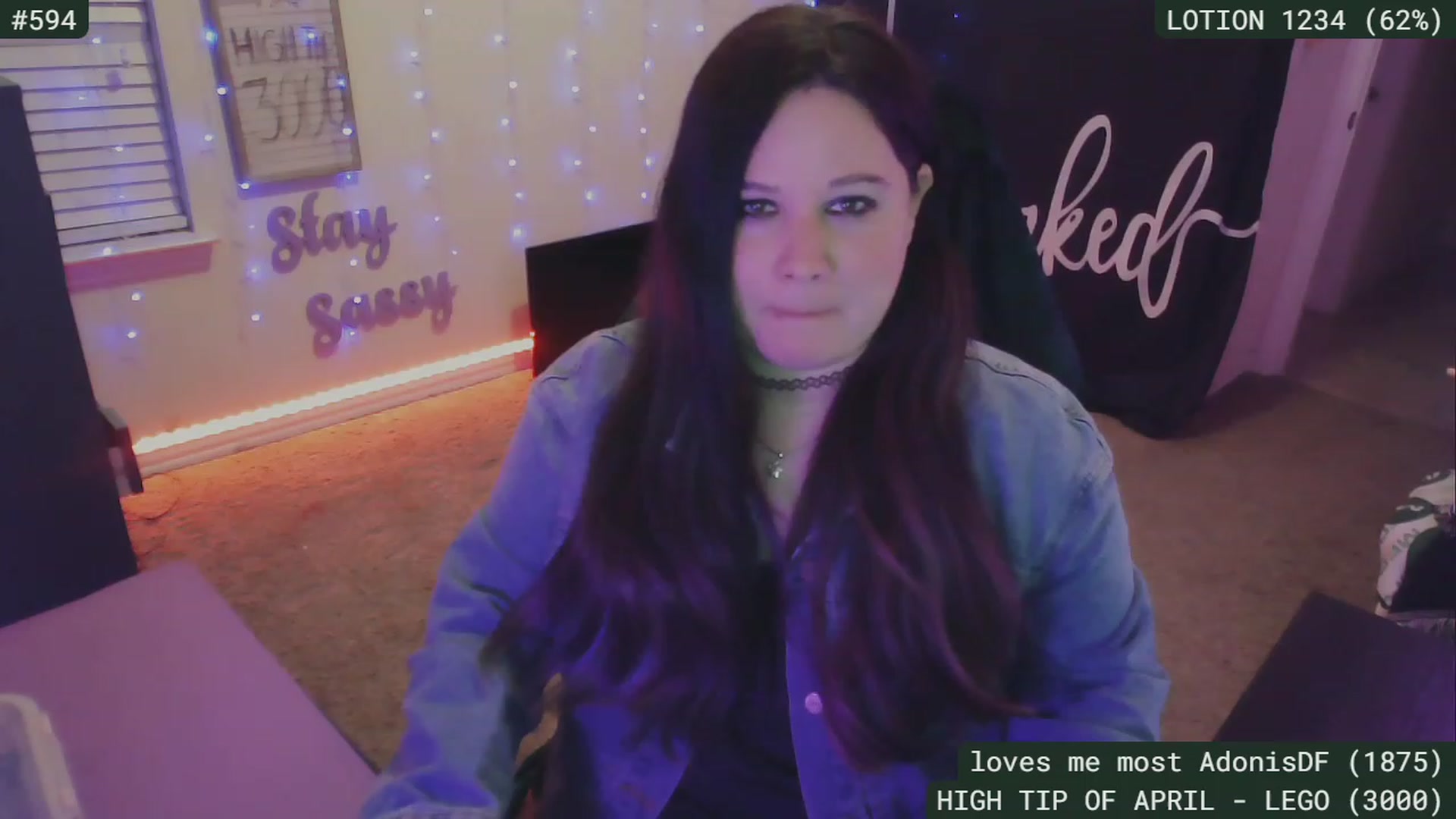 Gallery image thumbnail from SassySarah94's myfreecams stream on, 04/28/2023, 04:18 image 20 of 20