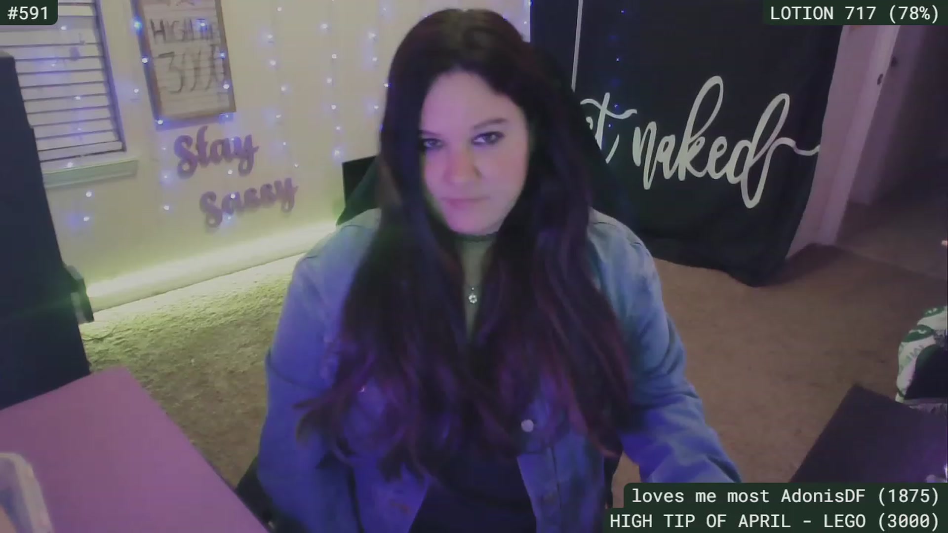 Gallery image thumbnail from SassySarah94's myfreecams stream on, 04/28/2023, 05:16 image 2 of 20