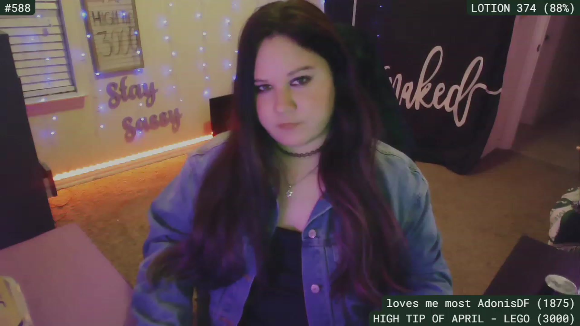 Gallery image thumbnail from SassySarah94's myfreecams stream on, 04/28/2023, 05:16 image 15 of 20