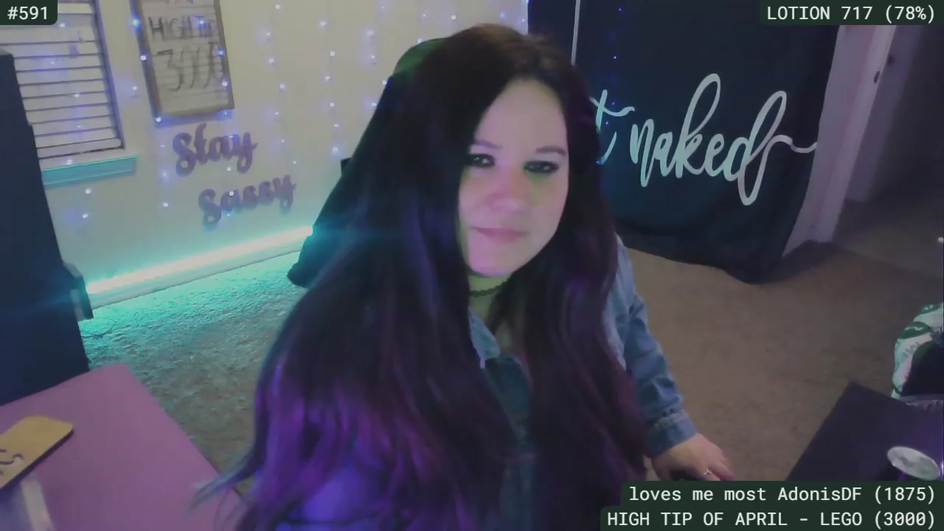 Gallery image thumbnail from SassySarah94's myfreecams stream on, 04/28/2023, 05:16 image 4 of 20