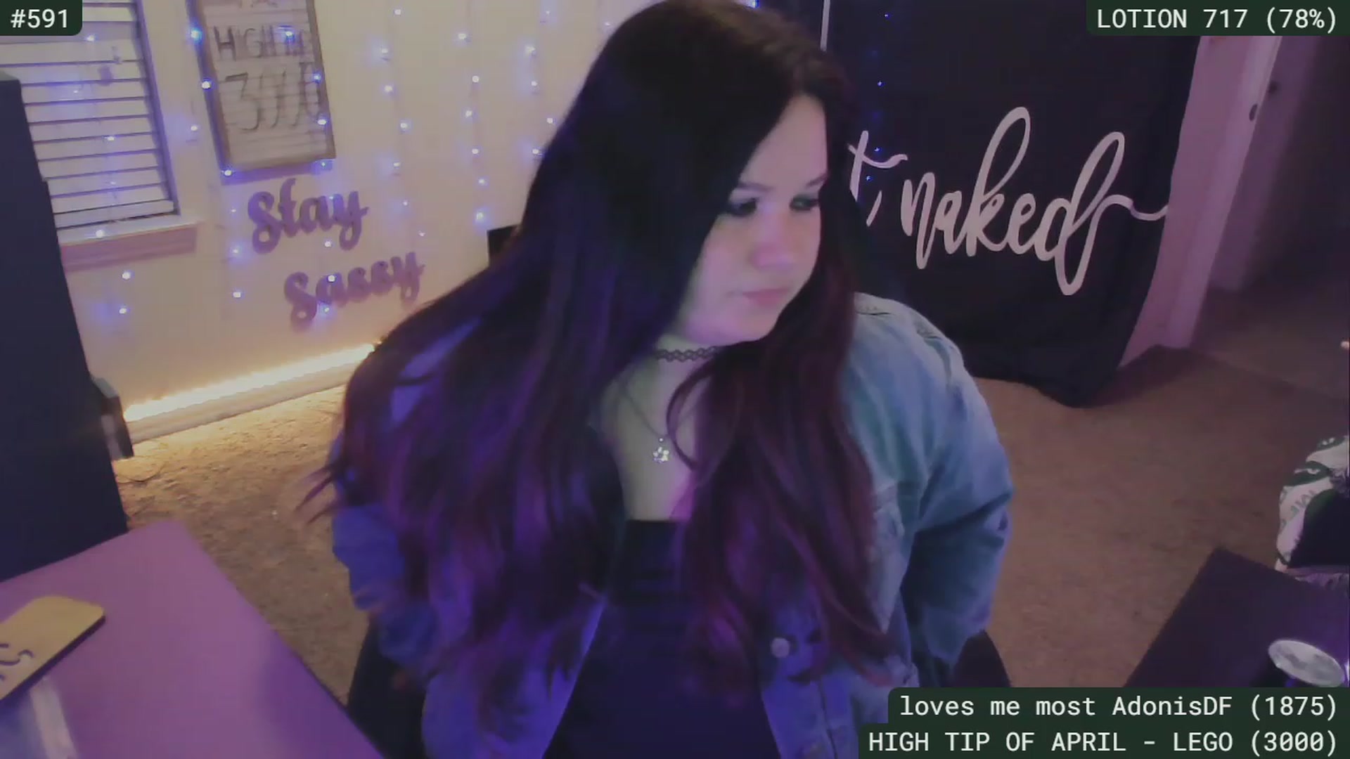 Gallery image thumbnail from SassySarah94's myfreecams stream on, 04/28/2023, 05:16 image 5 of 20