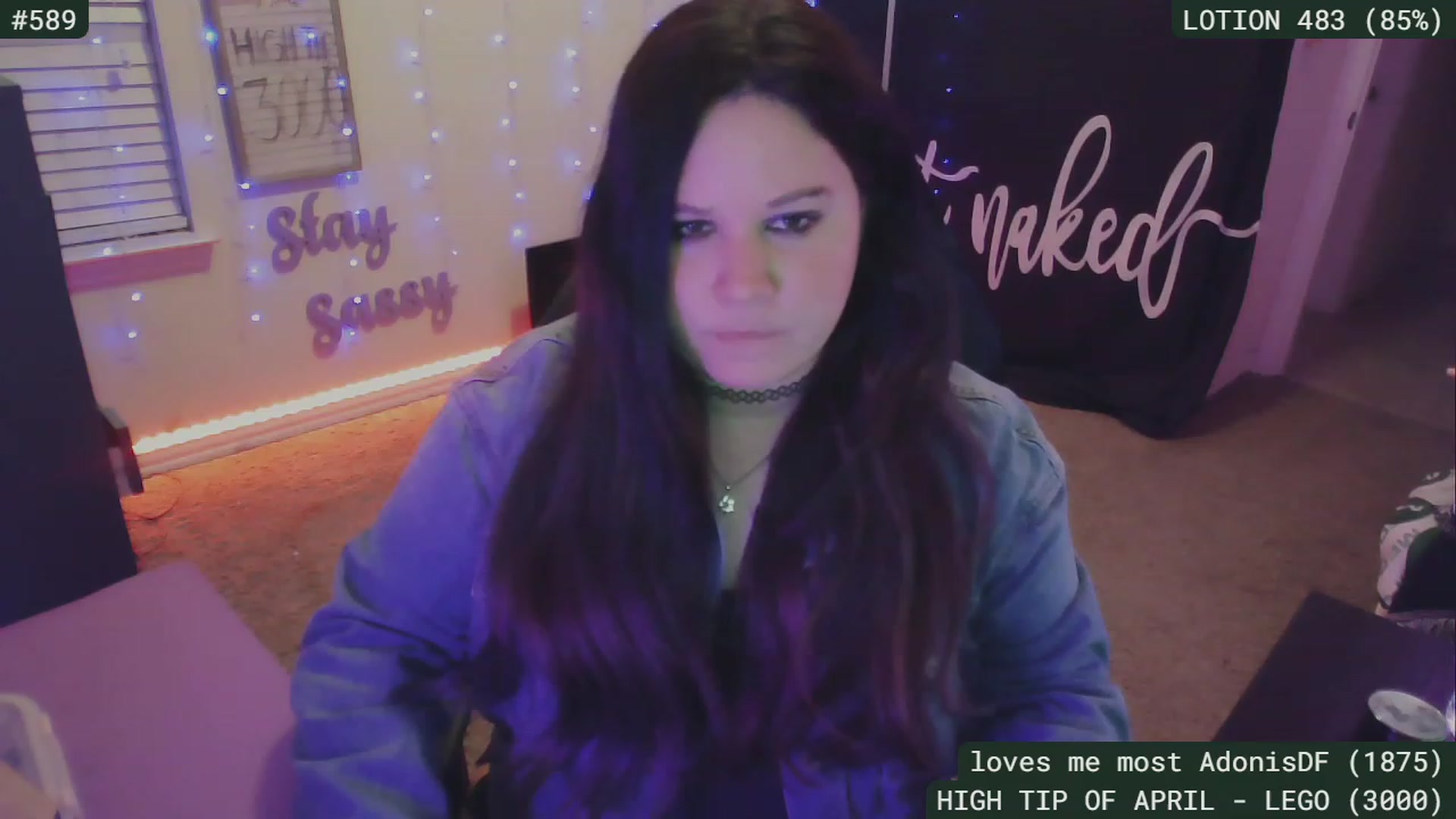 Gallery image thumbnail from SassySarah94's myfreecams stream on, 04/28/2023, 05:16 image 10 of 20