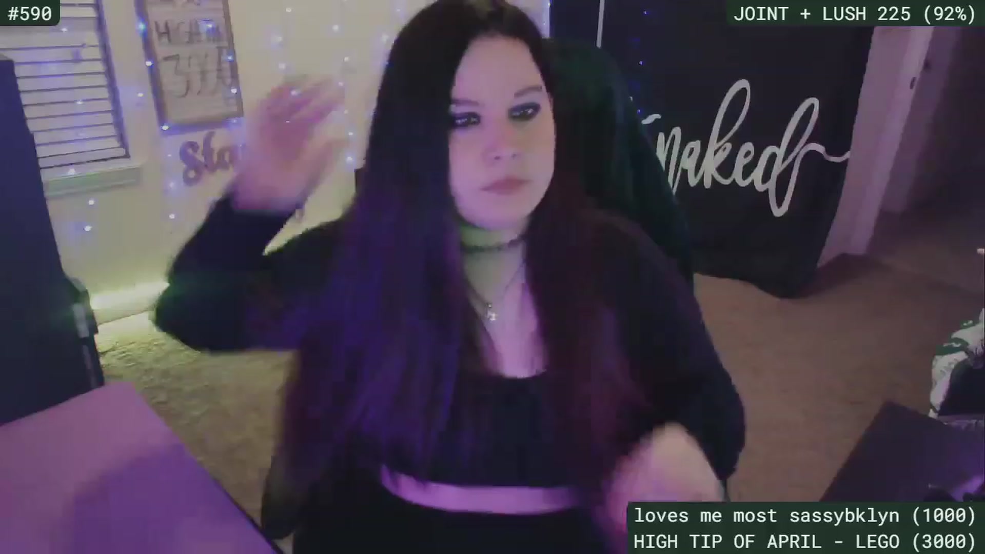 Gallery image thumbnail from SassySarah94's myfreecams stream on, 04/30/2023, 02:55 image 19 of 20