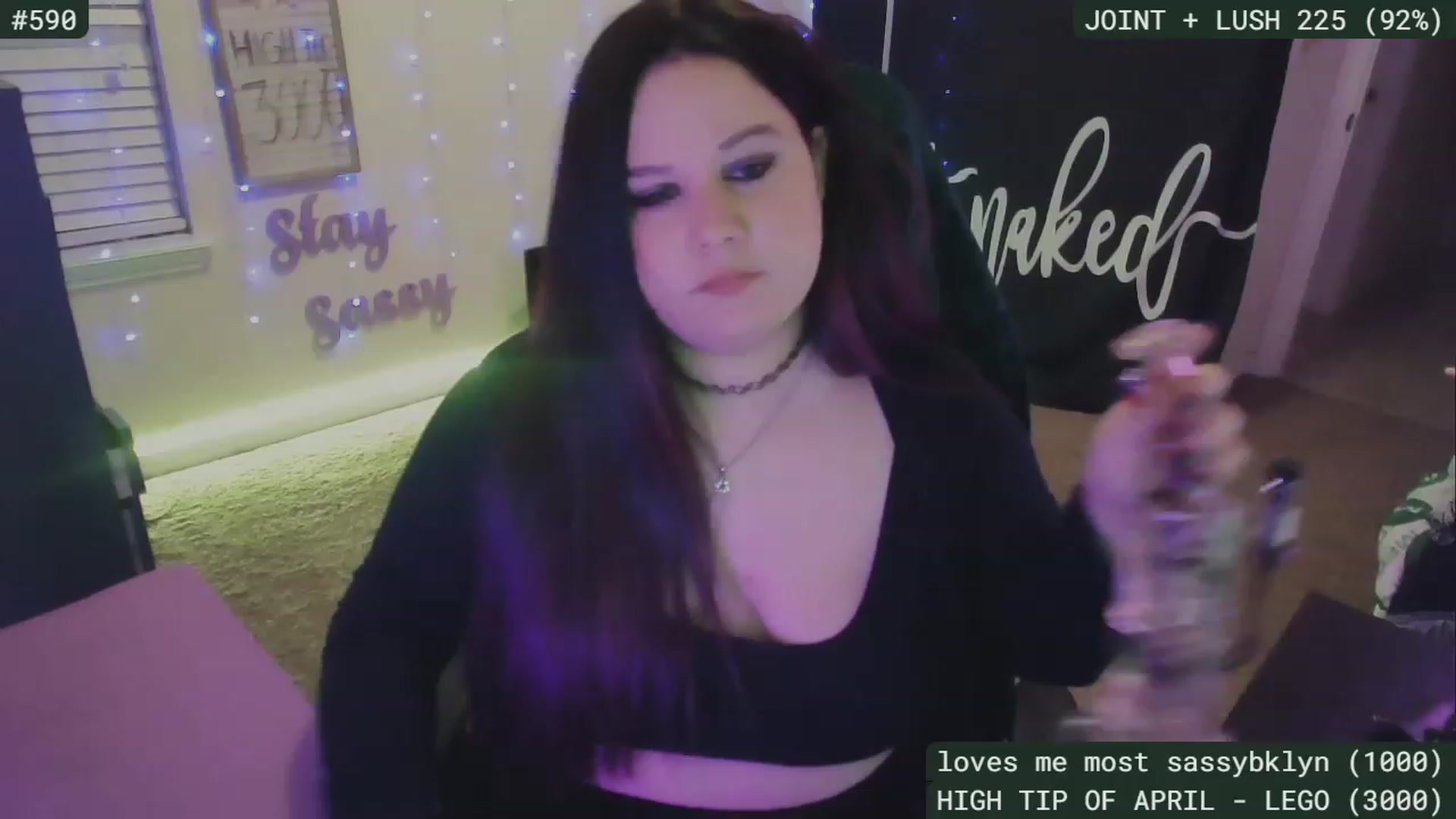 Gallery image thumbnail from SassySarah94's myfreecams stream on, 04/30/2023, 03:16 image 2 of 20