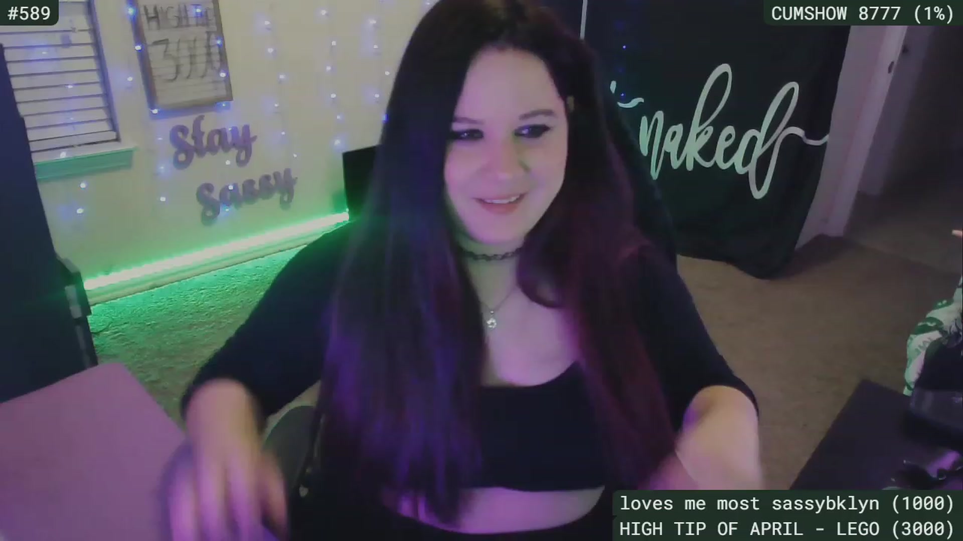 Gallery image thumbnail from SassySarah94's myfreecams stream on, 04/30/2023, 03:16 image 14 of 20