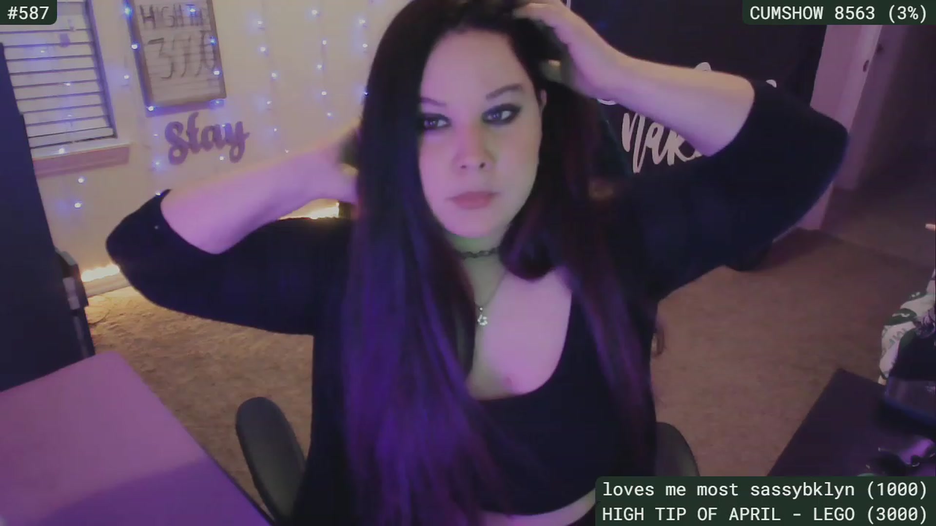 Gallery image thumbnail from SassySarah94's myfreecams stream on, 04/30/2023, 03:16 image 20 of 20
