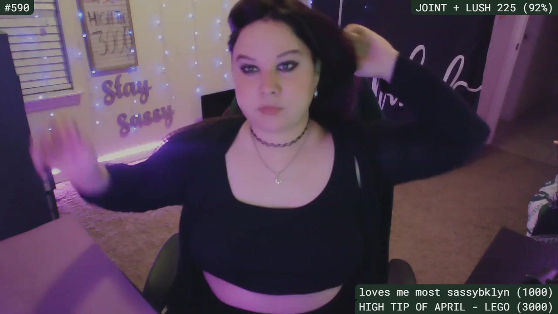 Gallery image thumbnail from SassySarah94's myfreecams stream on, 04/30/2023, 03:16 image 1 of 20