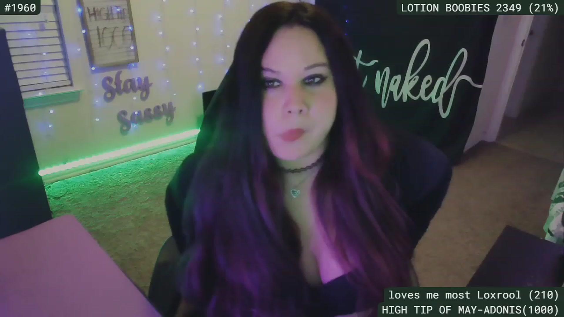 Gallery image thumbnail from SassySarah94's myfreecams stream on, 05/07/2023, 04:46 image 9 of 20