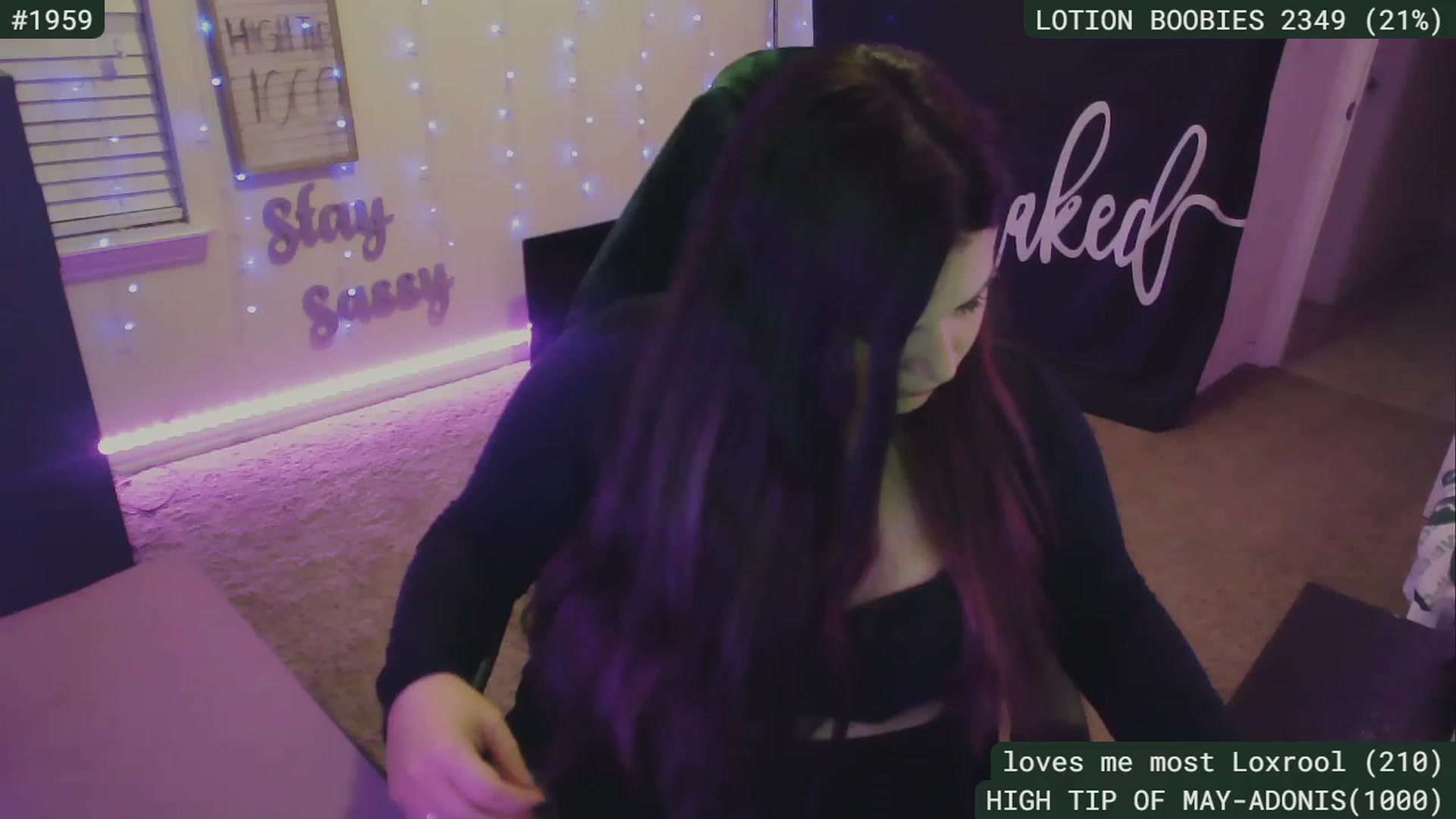 Gallery image thumbnail from SassySarah94's myfreecams stream on, 05/07/2023, 04:46 image 8 of 20