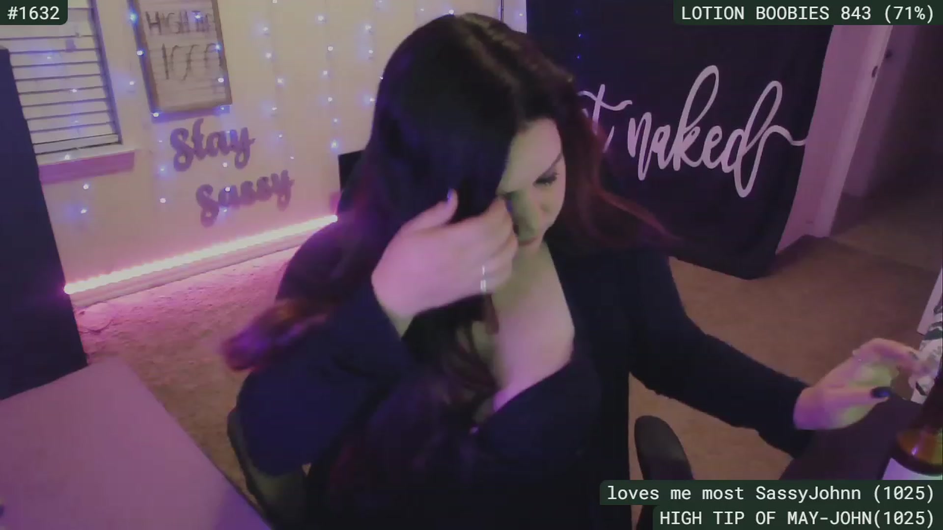 Gallery image thumbnail from SassySarah94's myfreecams stream on, 05/07/2023, 04:46 image 13 of 20