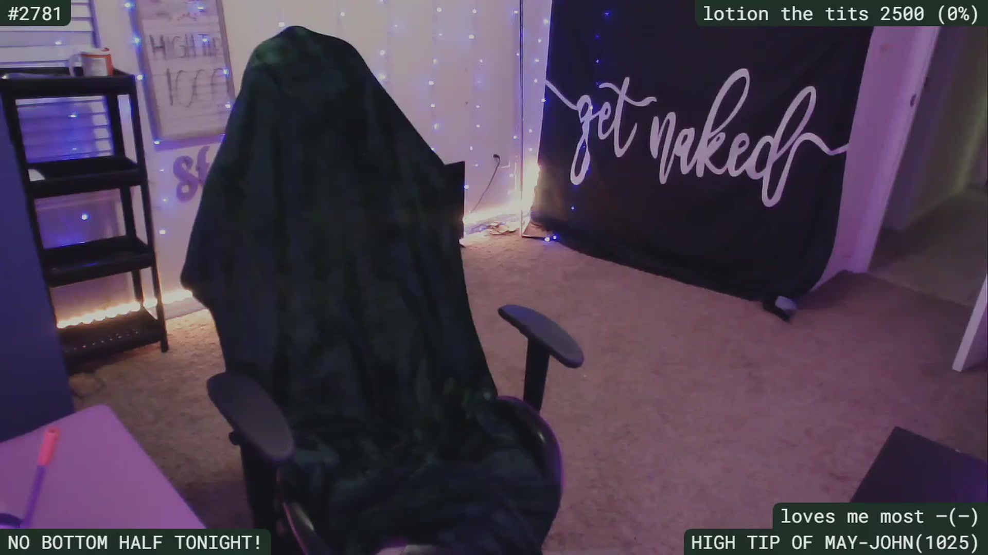 Gallery image thumbnail from SassySarah94's myfreecams stream on, 05/12/2023, 03:36 image 2 of 20