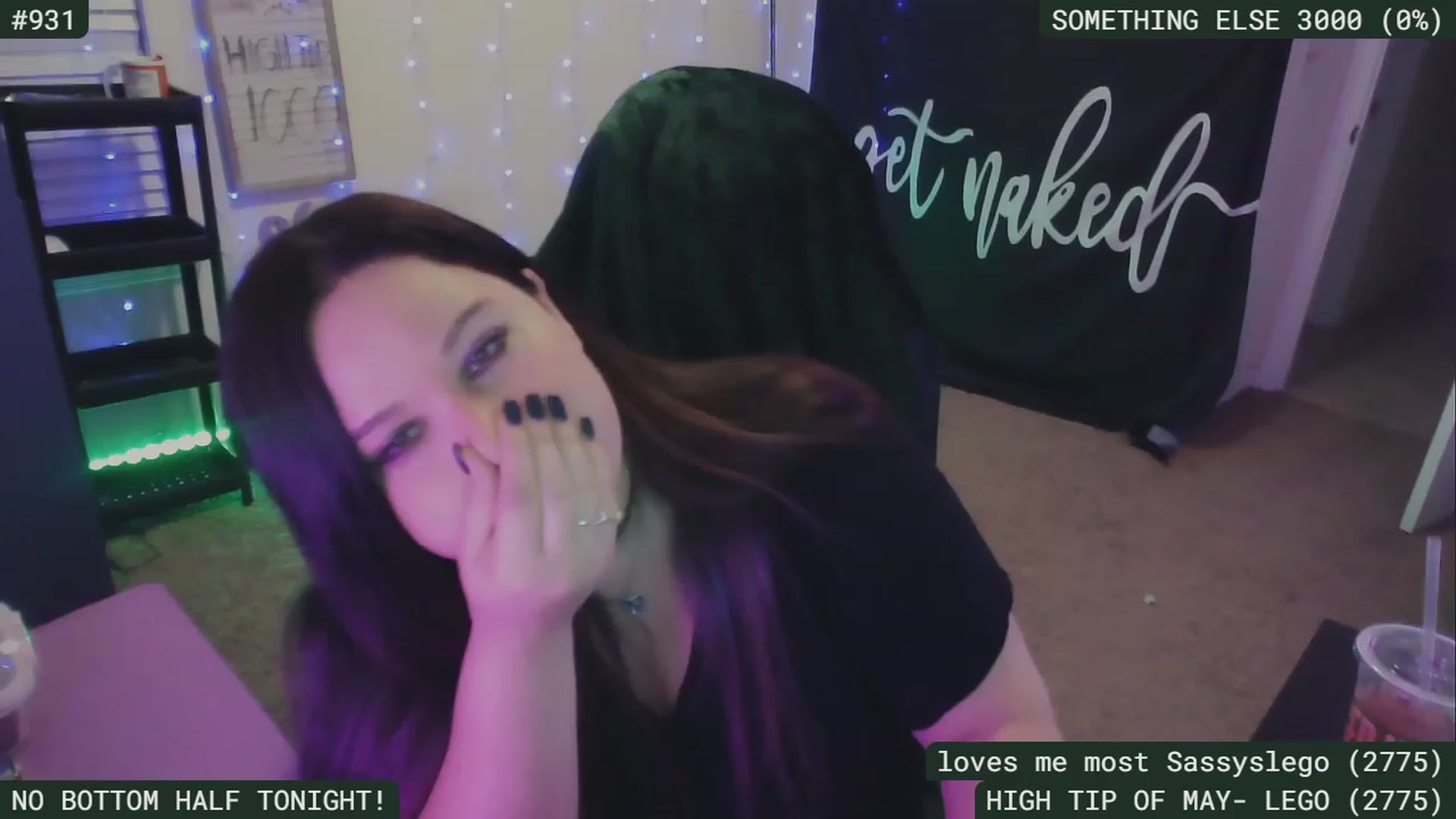 Gallery image thumbnail from SassySarah94's myfreecams stream on, 05/13/2023, 05:47 image 12 of 20
