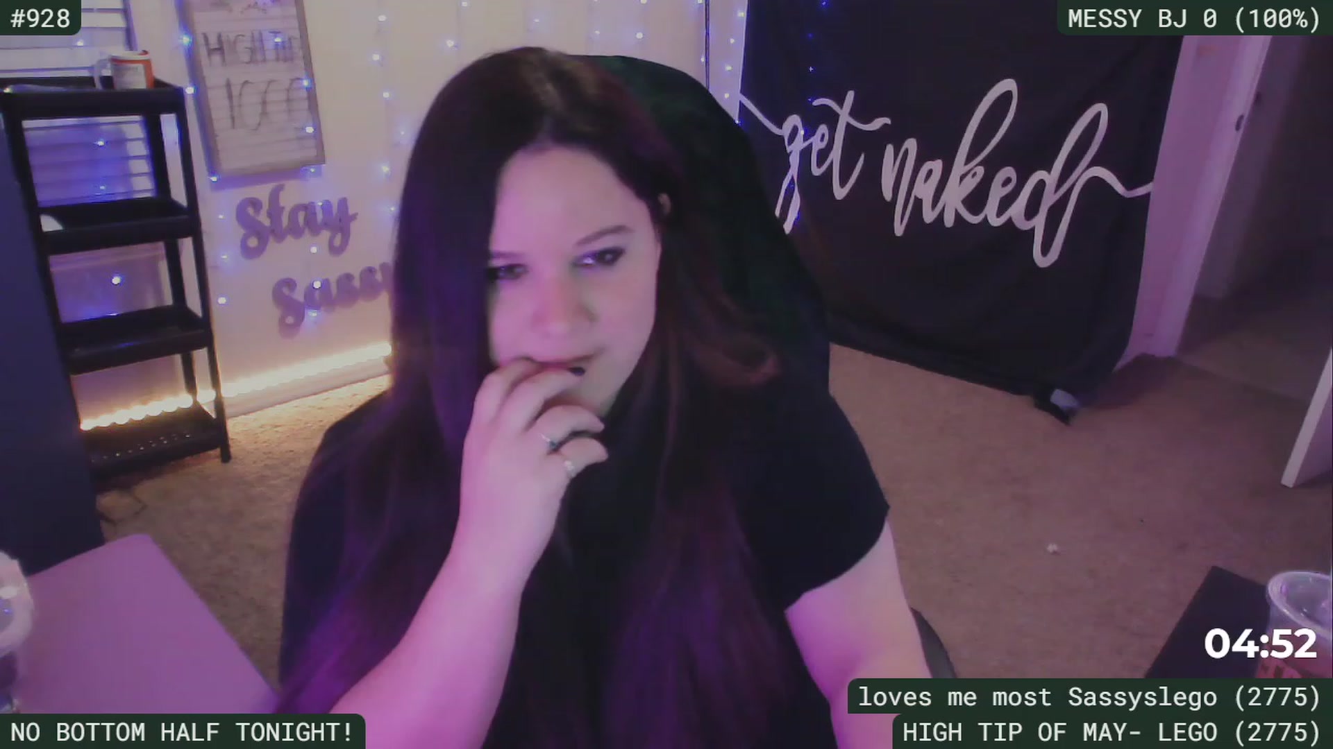 Gallery image thumbnail from SassySarah94's myfreecams stream on, 05/13/2023, 05:47 image 3 of 20