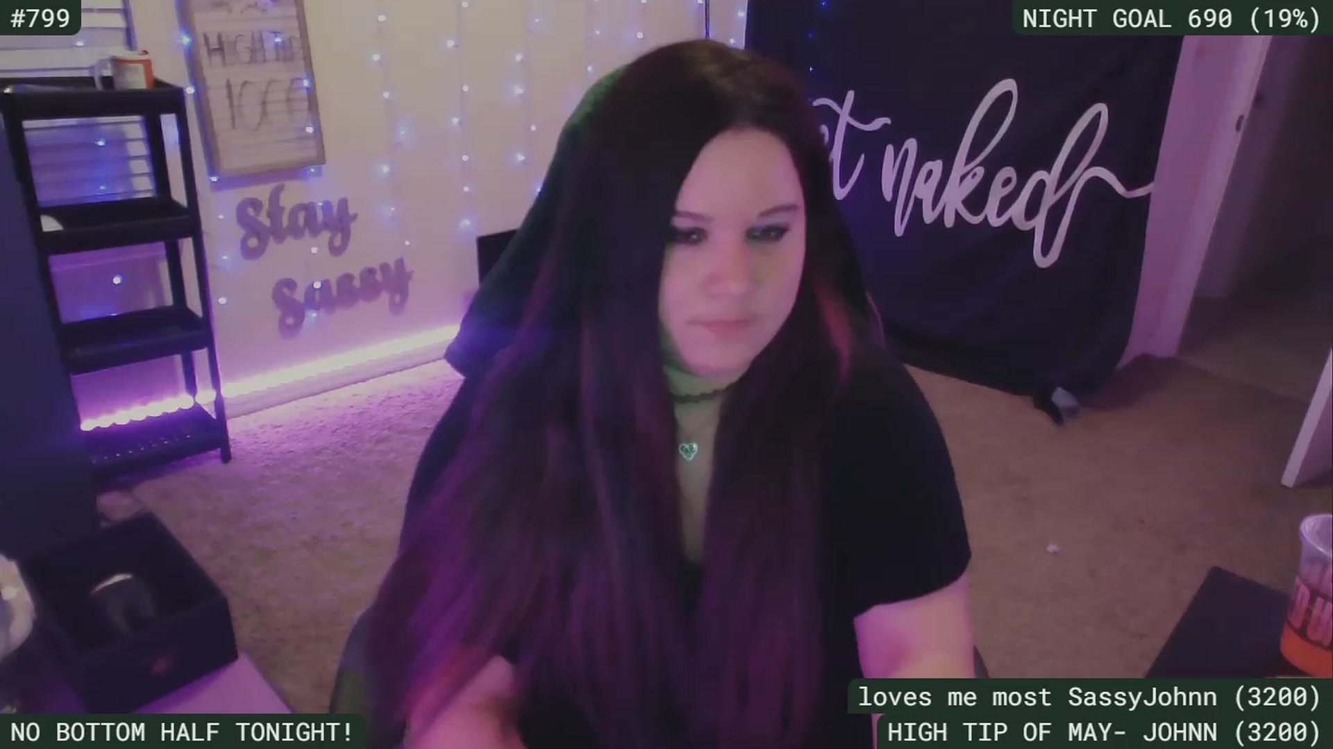 Gallery image thumbnail from SassySarah94's myfreecams stream on, 05/13/2023, 07:29 image 12 of 20