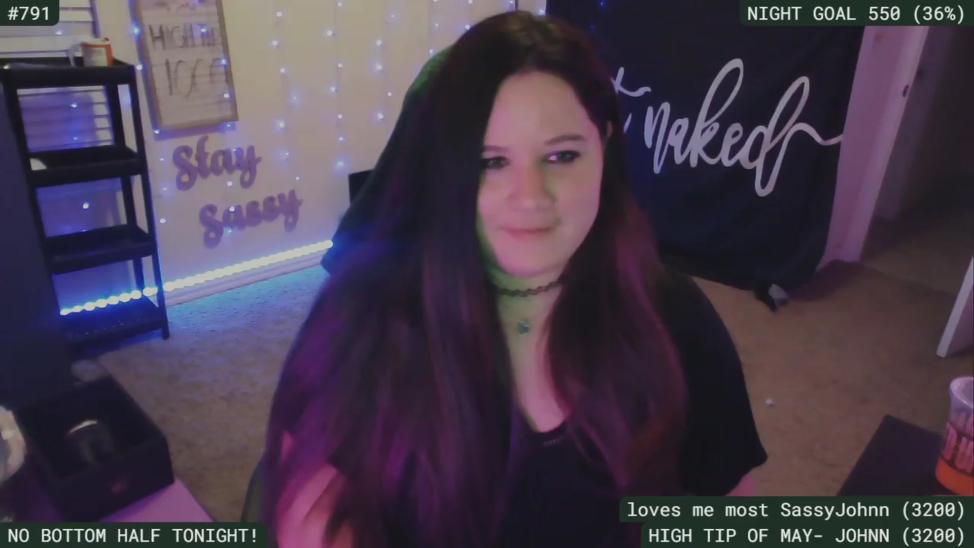 Gallery image thumbnail from SassySarah94's myfreecams stream on, 05/13/2023, 07:29 image 20 of 20