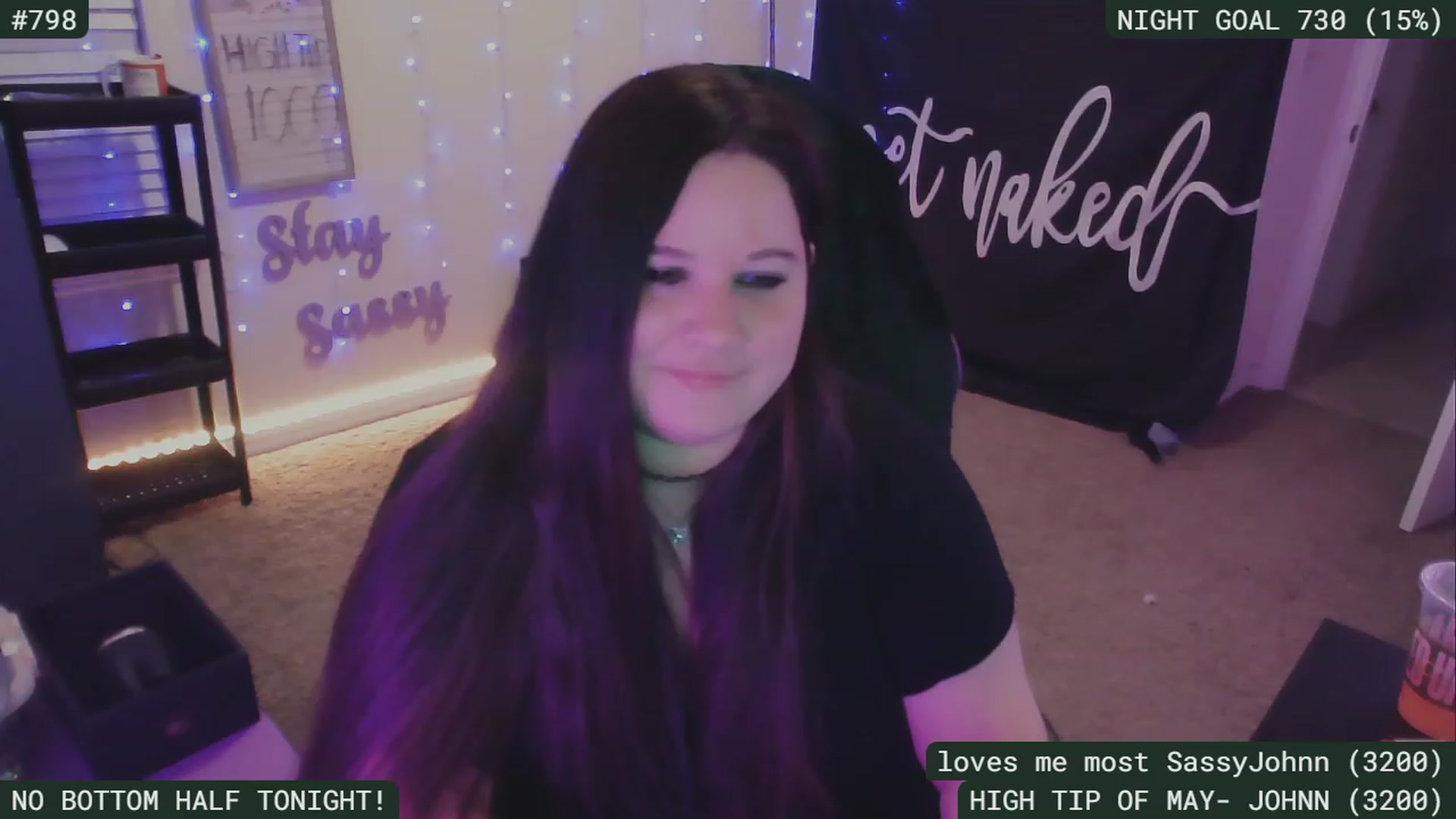 Gallery image thumbnail from SassySarah94's myfreecams stream on, 05/13/2023, 07:29 image 3 of 20
