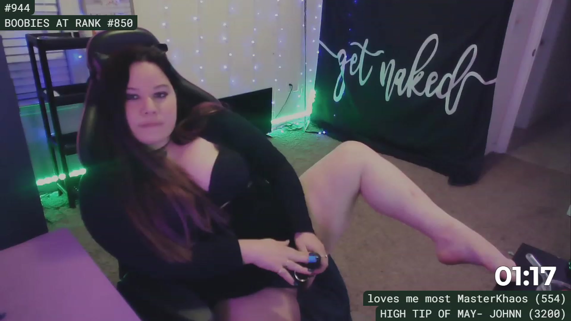 Gallery image thumbnail from SassySarah94's myfreecams stream on, 05/16/2023, 04:52 image 5 of 20