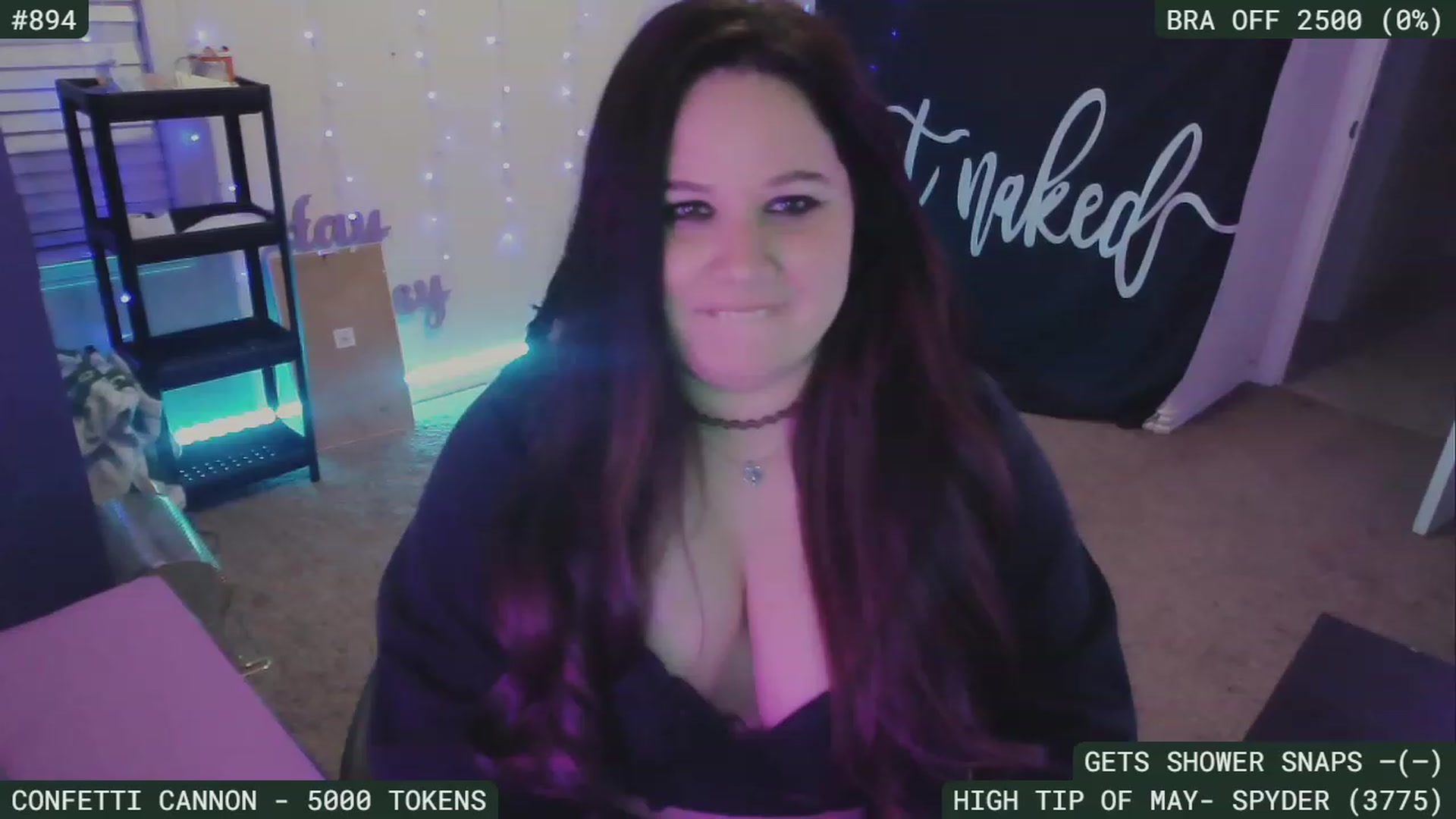 Gallery image thumbnail from SassySarah94's myfreecams stream on, 05/24/2023, 03:28 image 8 of 20