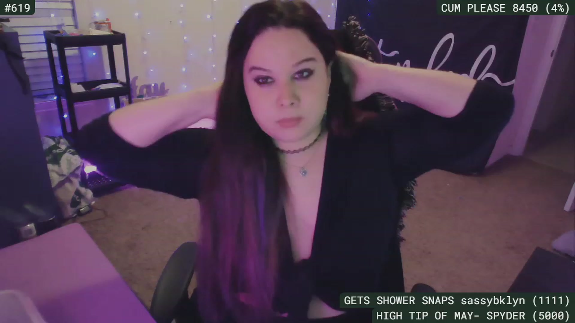 Gallery image thumbnail from SassySarah94's myfreecams stream on, 05/27/2023, 04:14 image 7 of 20