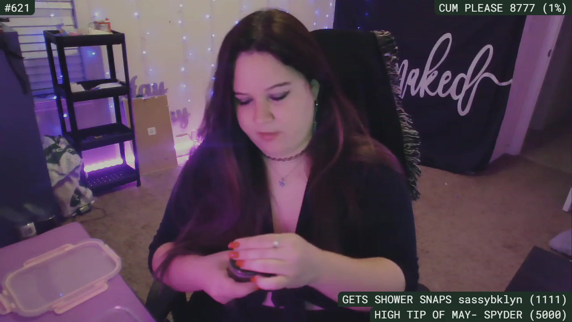 Gallery image thumbnail from SassySarah94's myfreecams stream on, 05/27/2023, 04:14 image 1 of 20