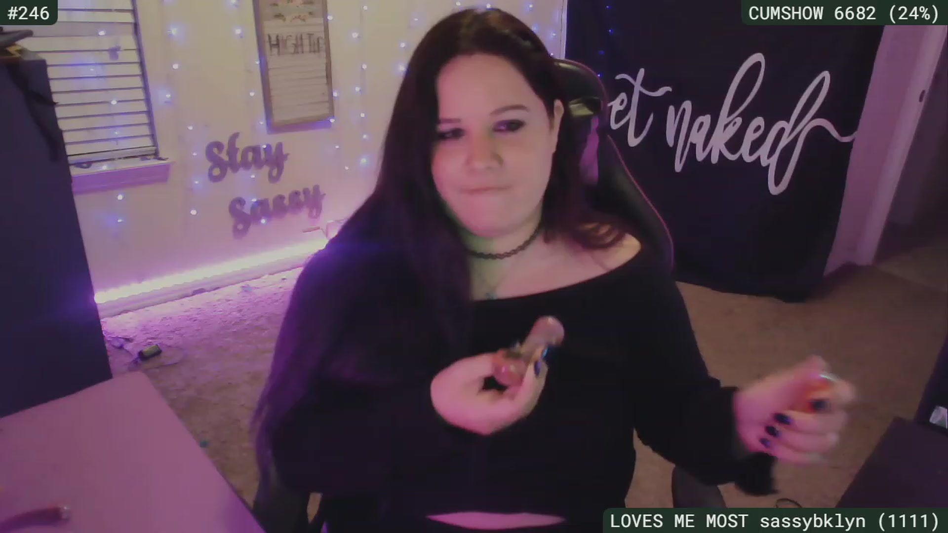 Gallery image thumbnail from SassySarah94's myfreecams stream on, 07/02/2023, 04:51 image 18 of 20