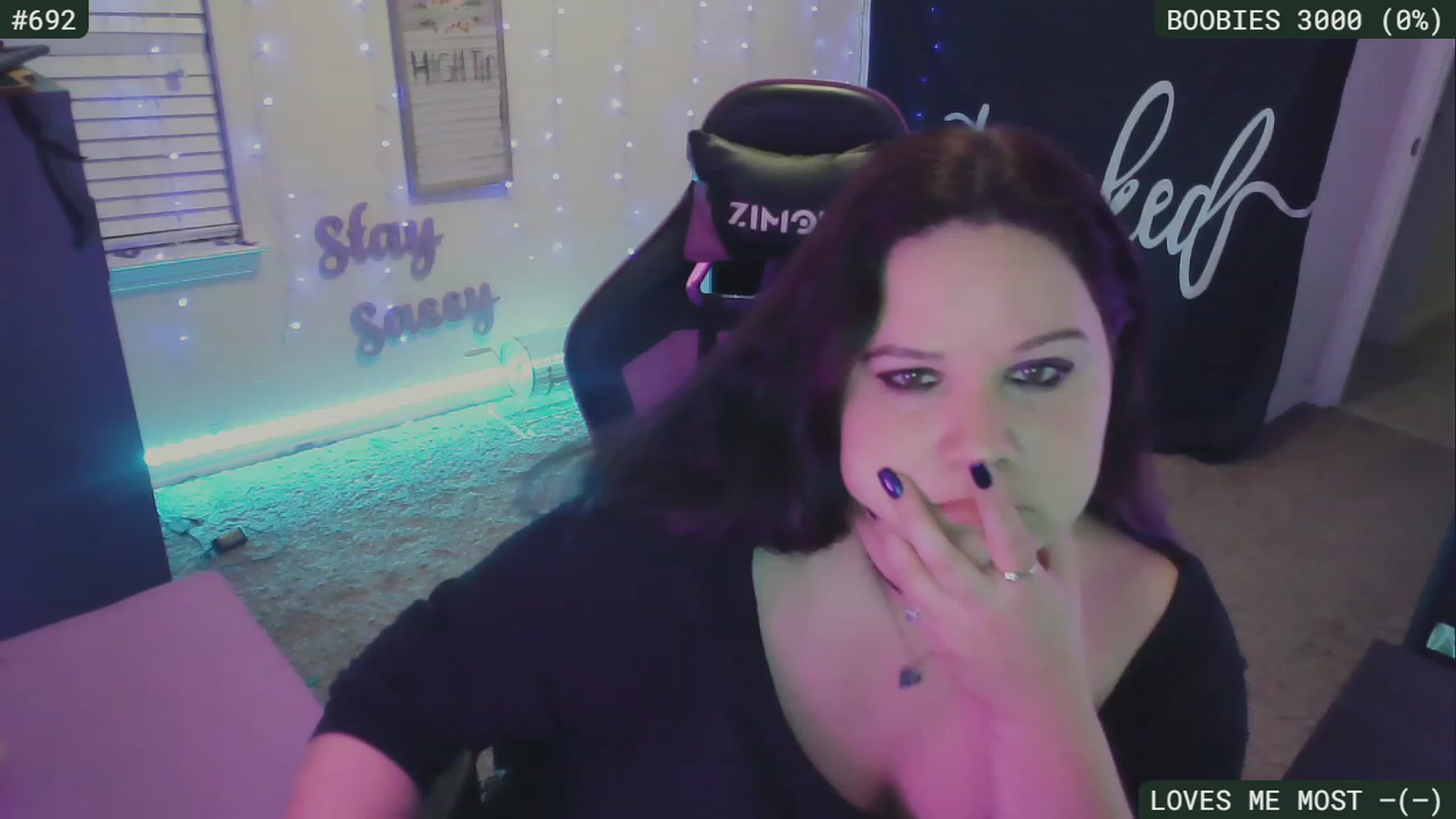 Gallery image thumbnail from SassySarah94's myfreecams stream on, 07/02/2023, 04:51 image 2 of 20