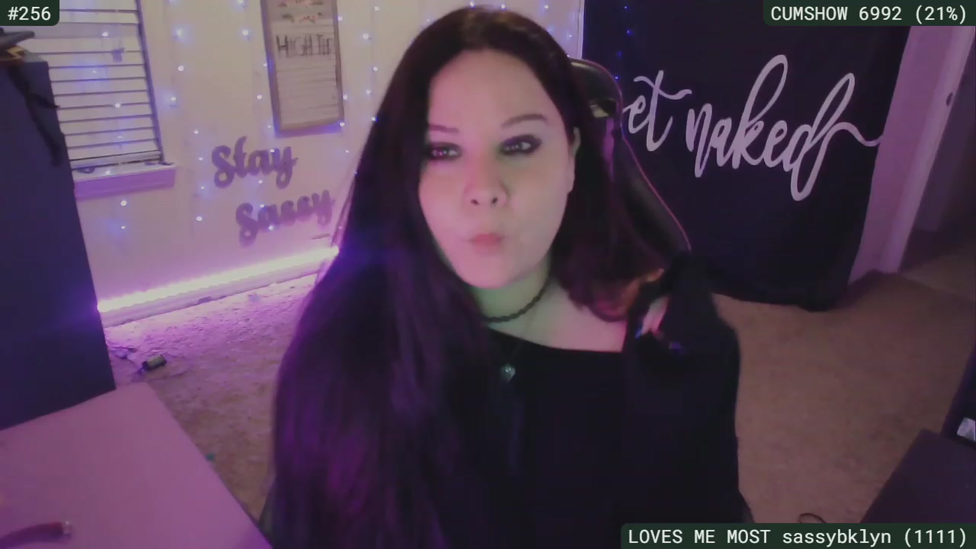 Gallery image thumbnail from SassySarah94's myfreecams stream on, 07/02/2023, 04:51 image 17 of 20