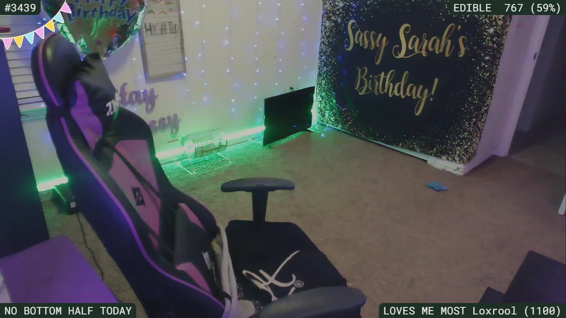 Gallery image thumbnail from SassySarah94's myfreecams stream on, 08/05/2023, 04:18 image 5 of 20