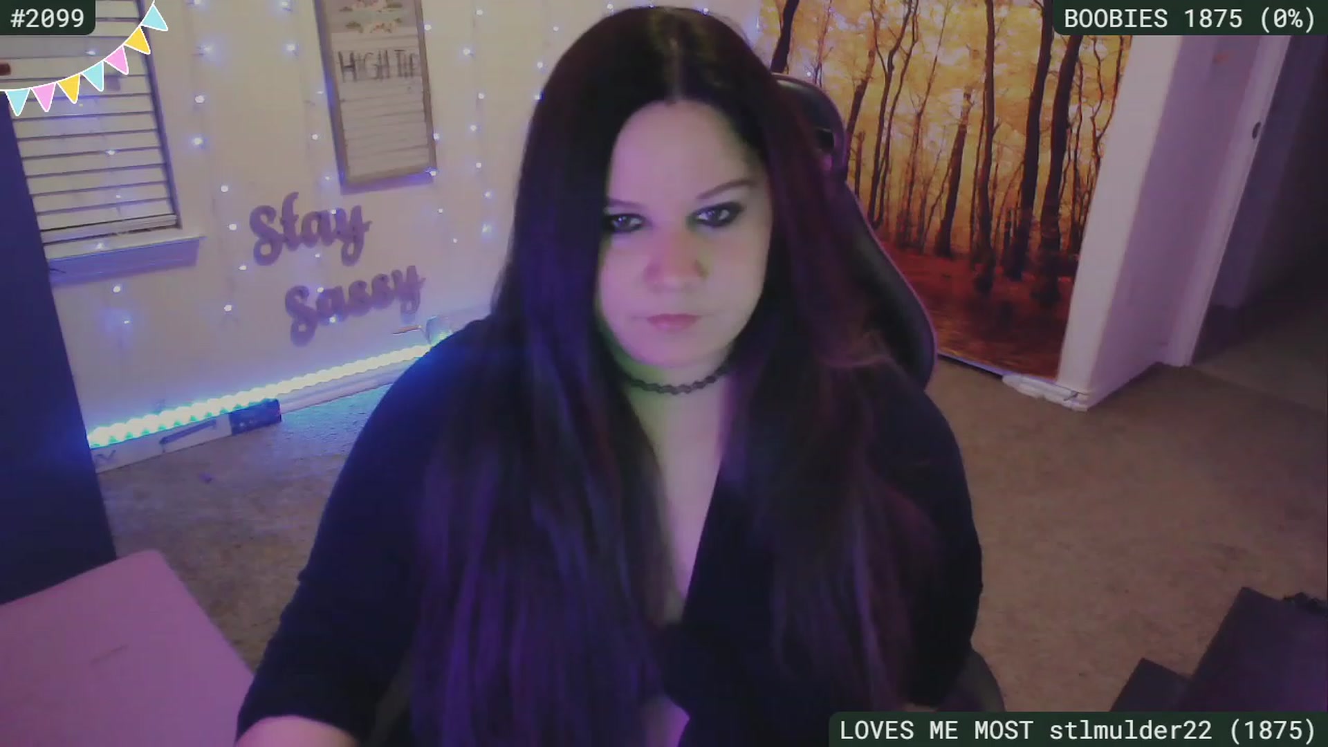 Gallery image thumbnail from SassySarah94's myfreecams stream on, 08/13/2023, 05:07 image 3 of 20