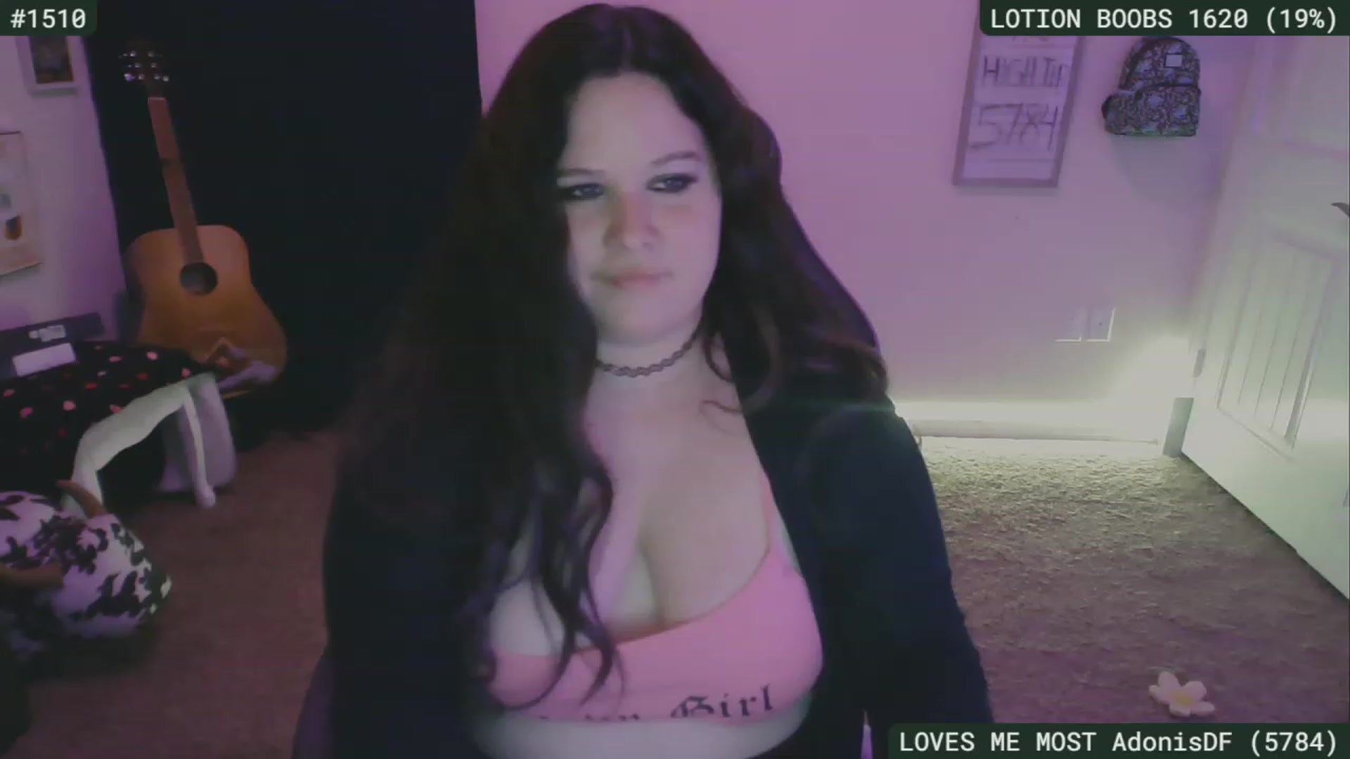 Gallery image thumbnail from SassySarah94's myfreecams stream on, 09/16/2023, 03:28 image 14 of 20