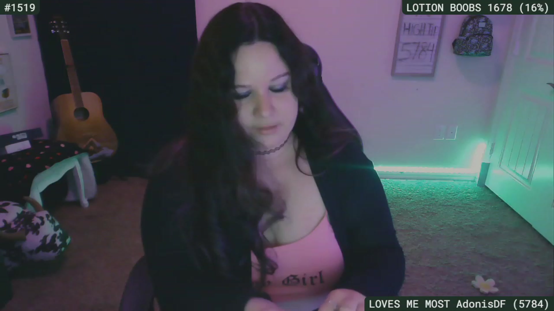 Gallery image thumbnail from SassySarah94's myfreecams stream on, 09/16/2023, 03:28 image 10 of 20