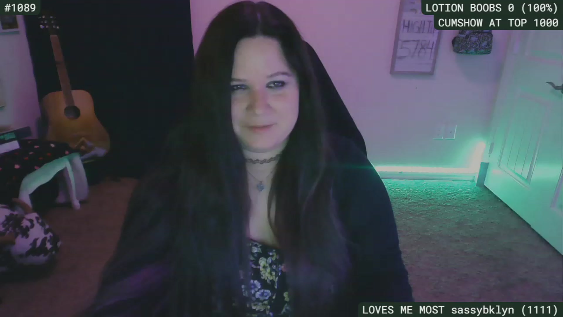 Gallery image thumbnail from SassySarah94's myfreecams stream on, 09/23/2023, 04:03 image 15 of 20