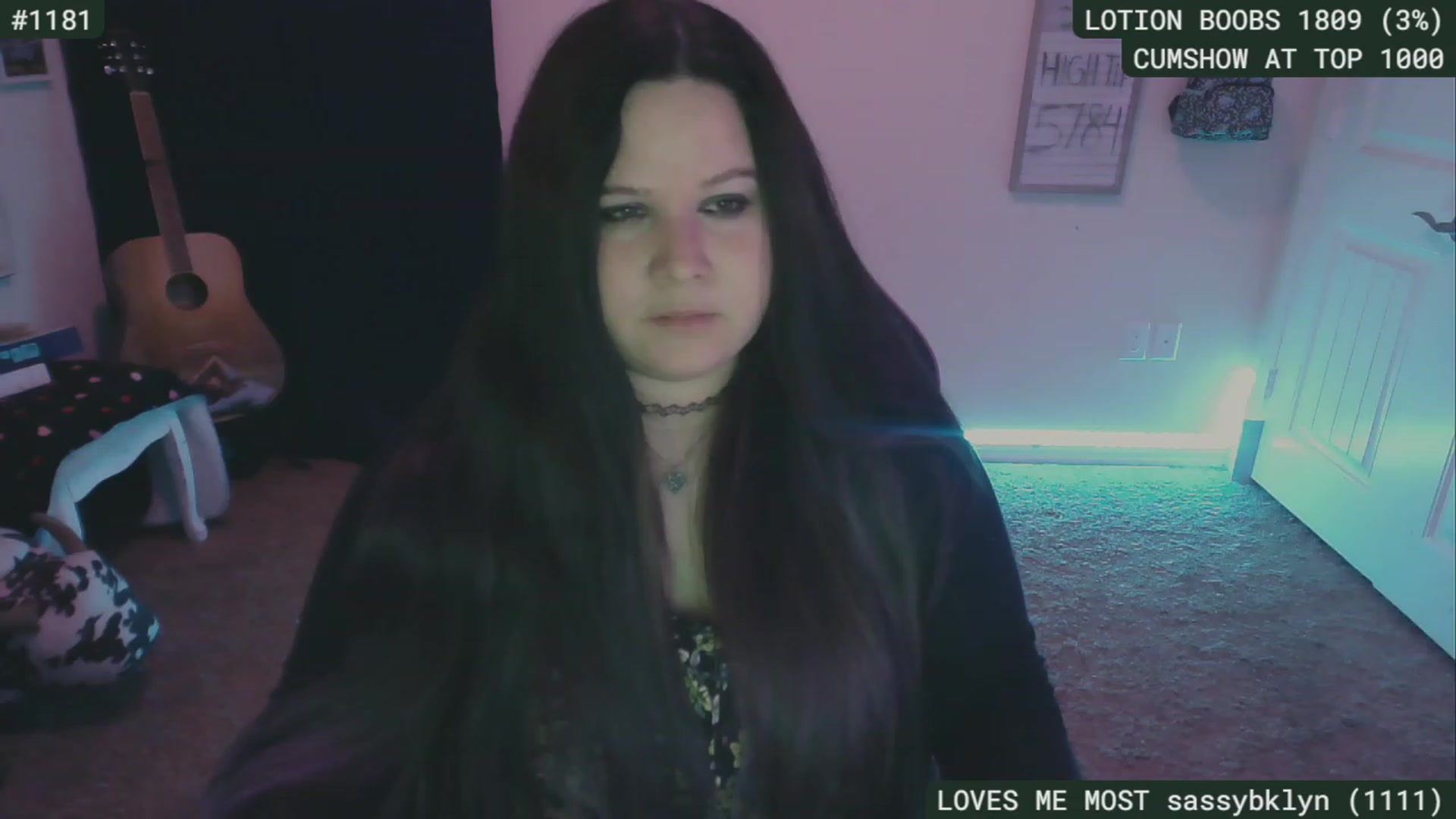 Gallery image thumbnail from SassySarah94's myfreecams stream on, 09/23/2023, 04:03 image 8 of 20