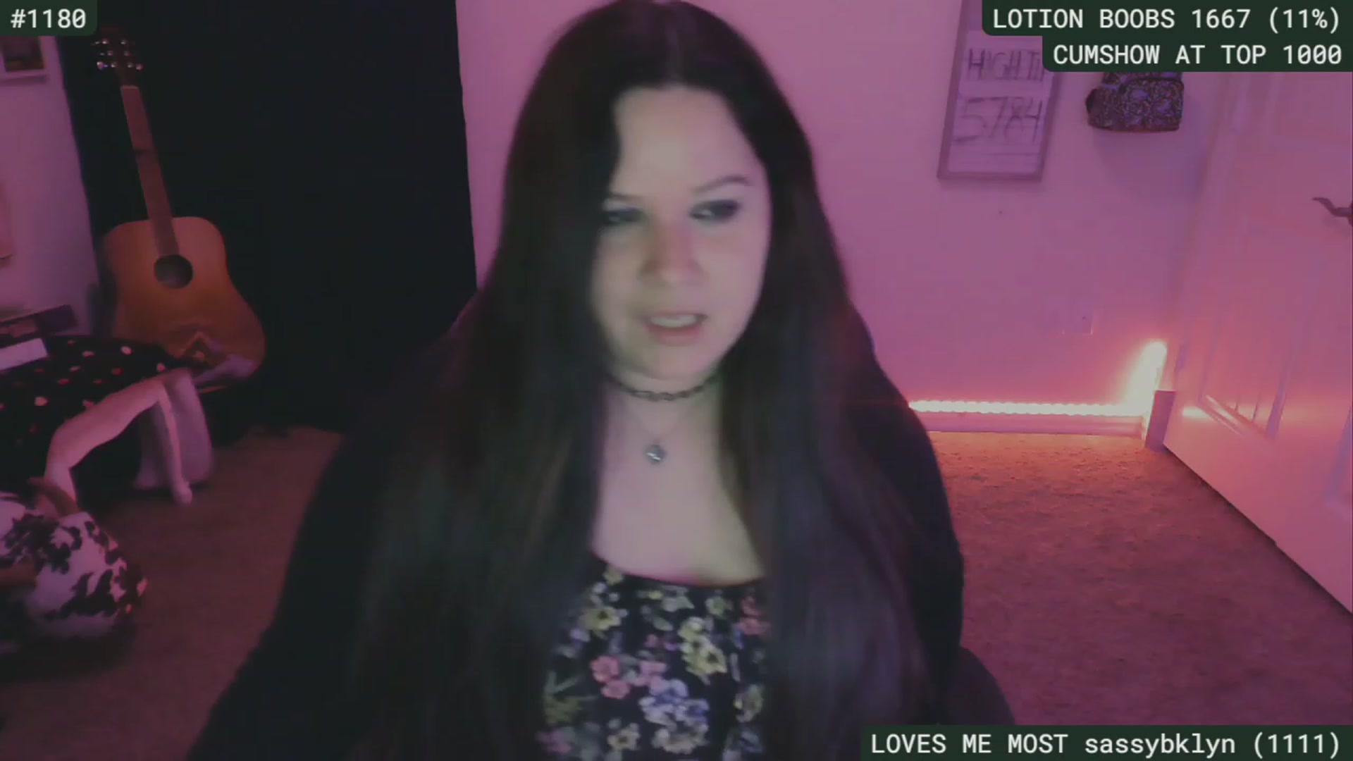Gallery image thumbnail from SassySarah94's myfreecams stream on, 09/23/2023, 04:03 image 9 of 20
