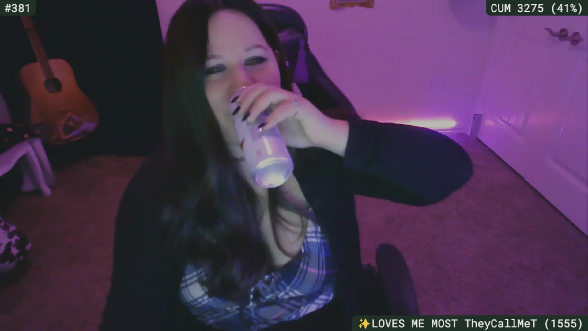 Gallery image thumbnail from SassySarah94's myfreecams stream on, 11/05/2023, 04:37 image 14 of 20