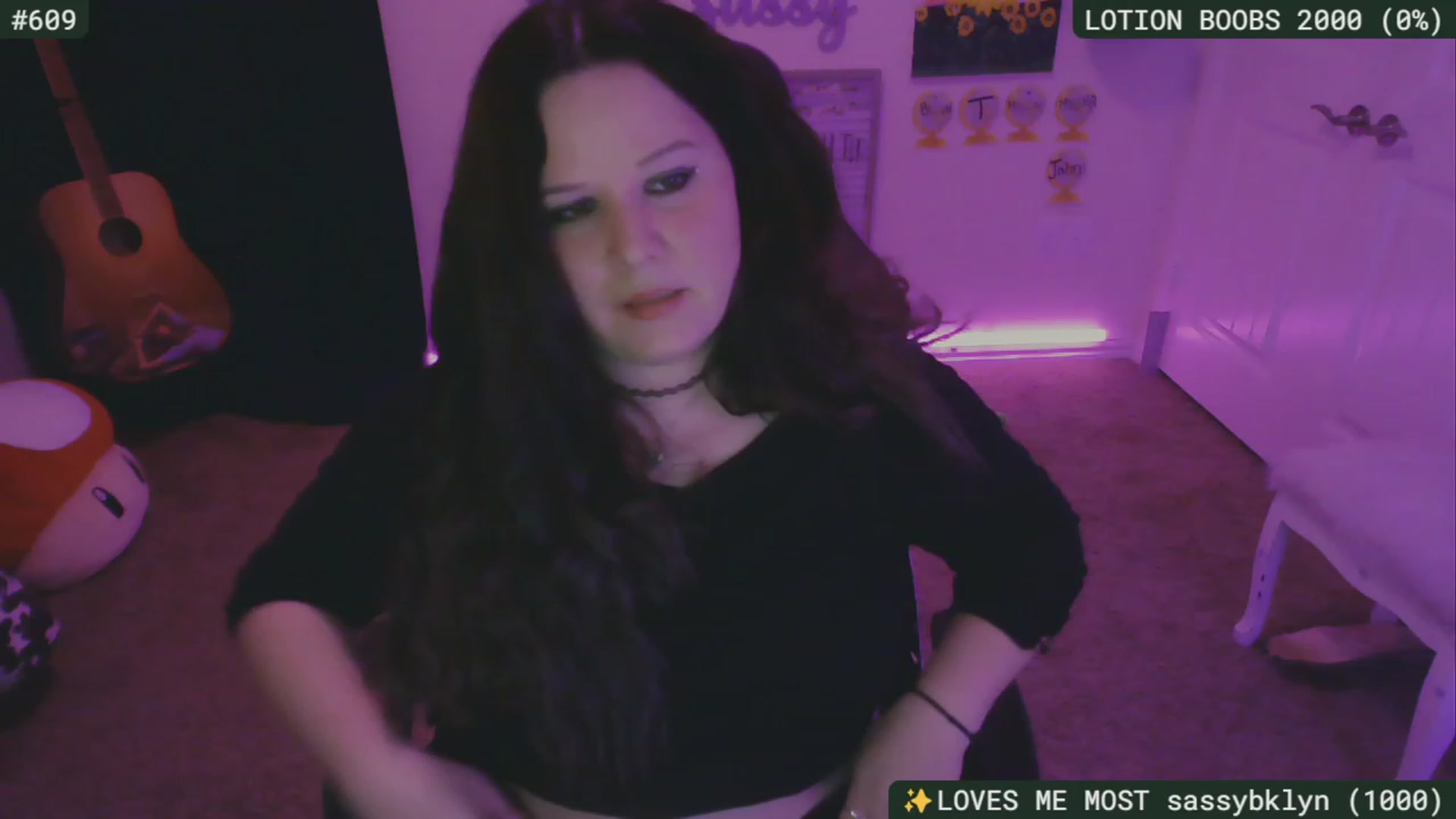 Gallery image thumbnail from SassySarah94's myfreecams stream on, 11/15/2023, 03:49 image 16 of 20
